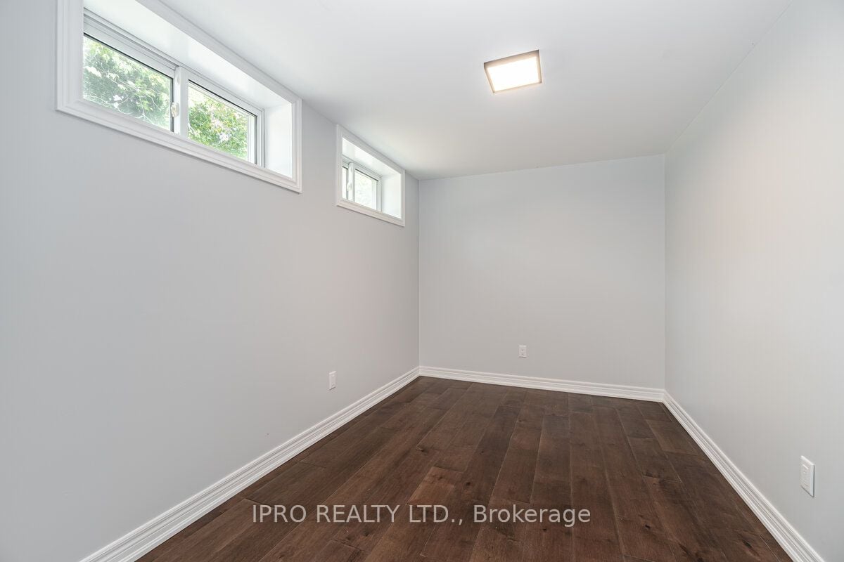 295 Sandwell Drive