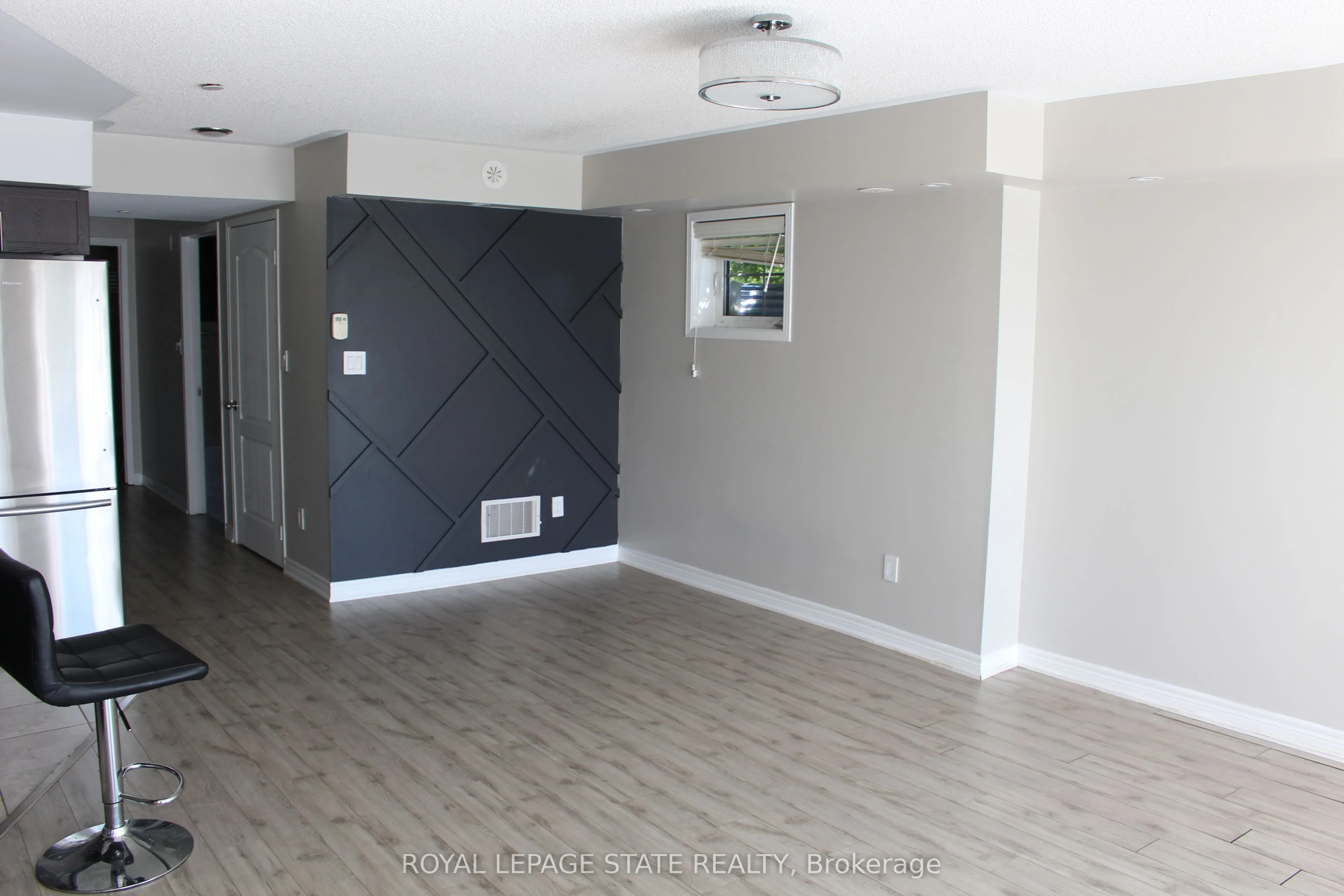 51 Hays Boulevard, #1