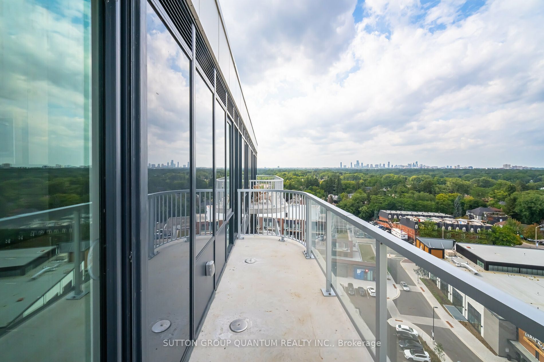 220 Missinnihe Way, #1305