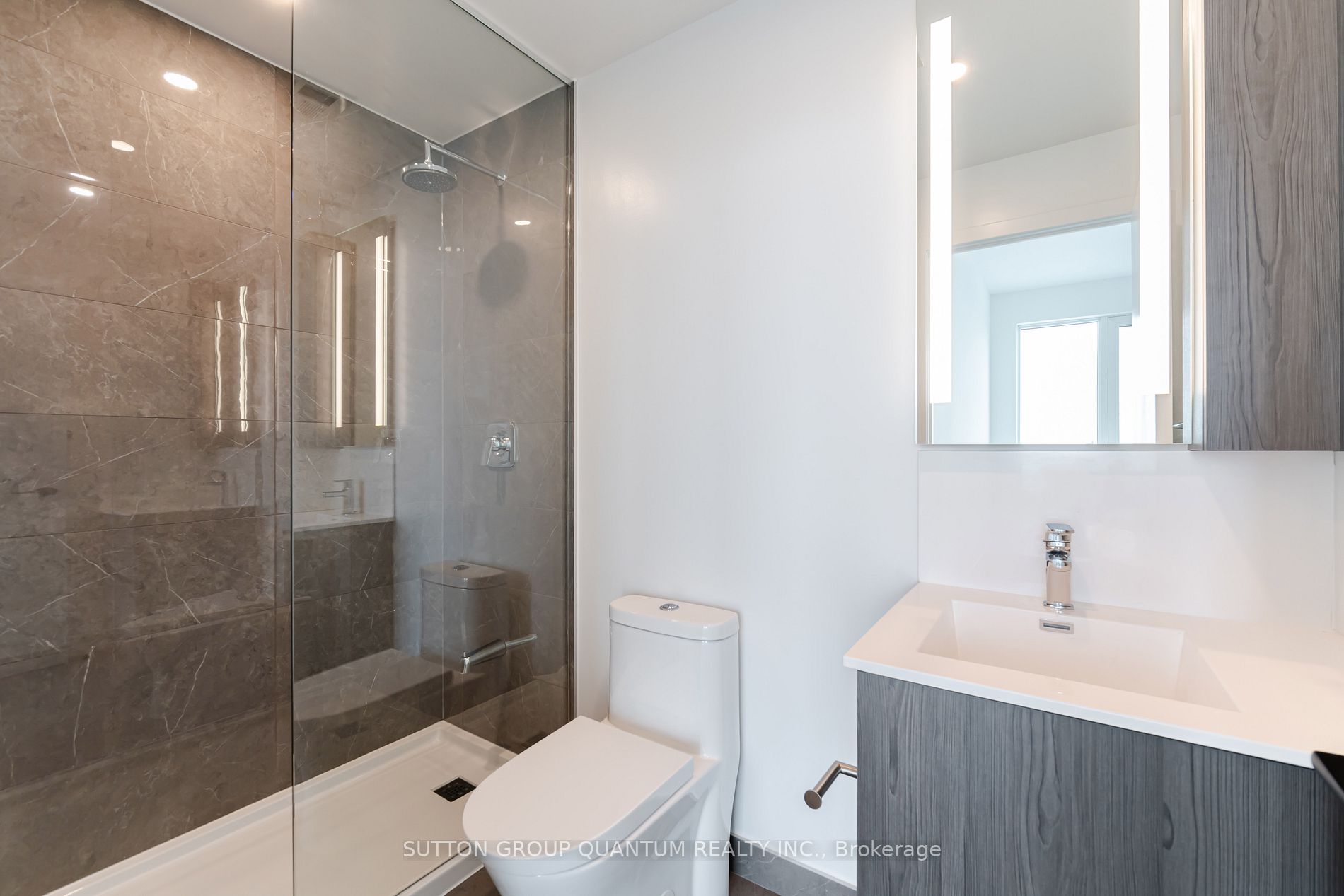 220 Missinnihe Way, #1305