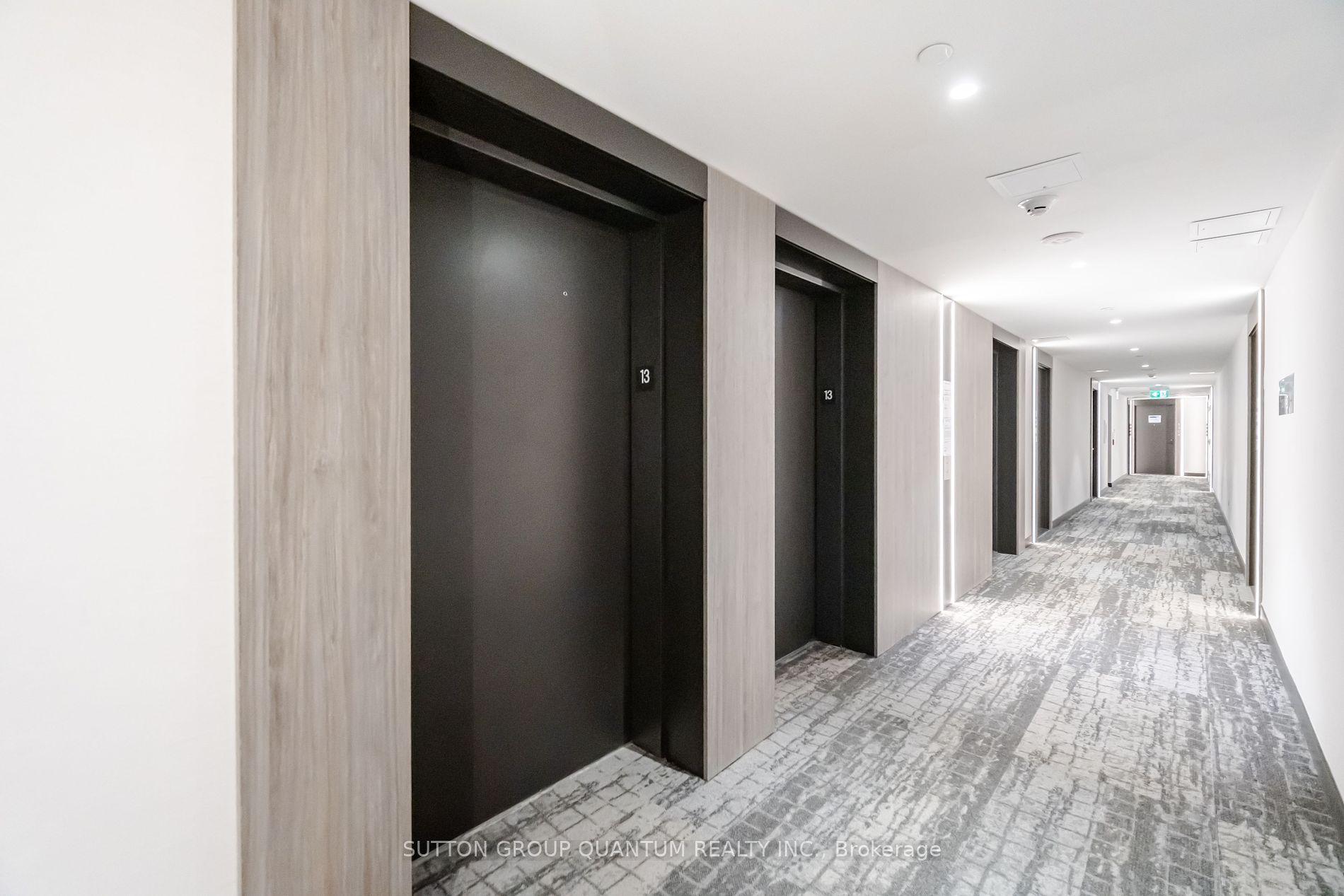 220 Missinnihe Way, #1305
