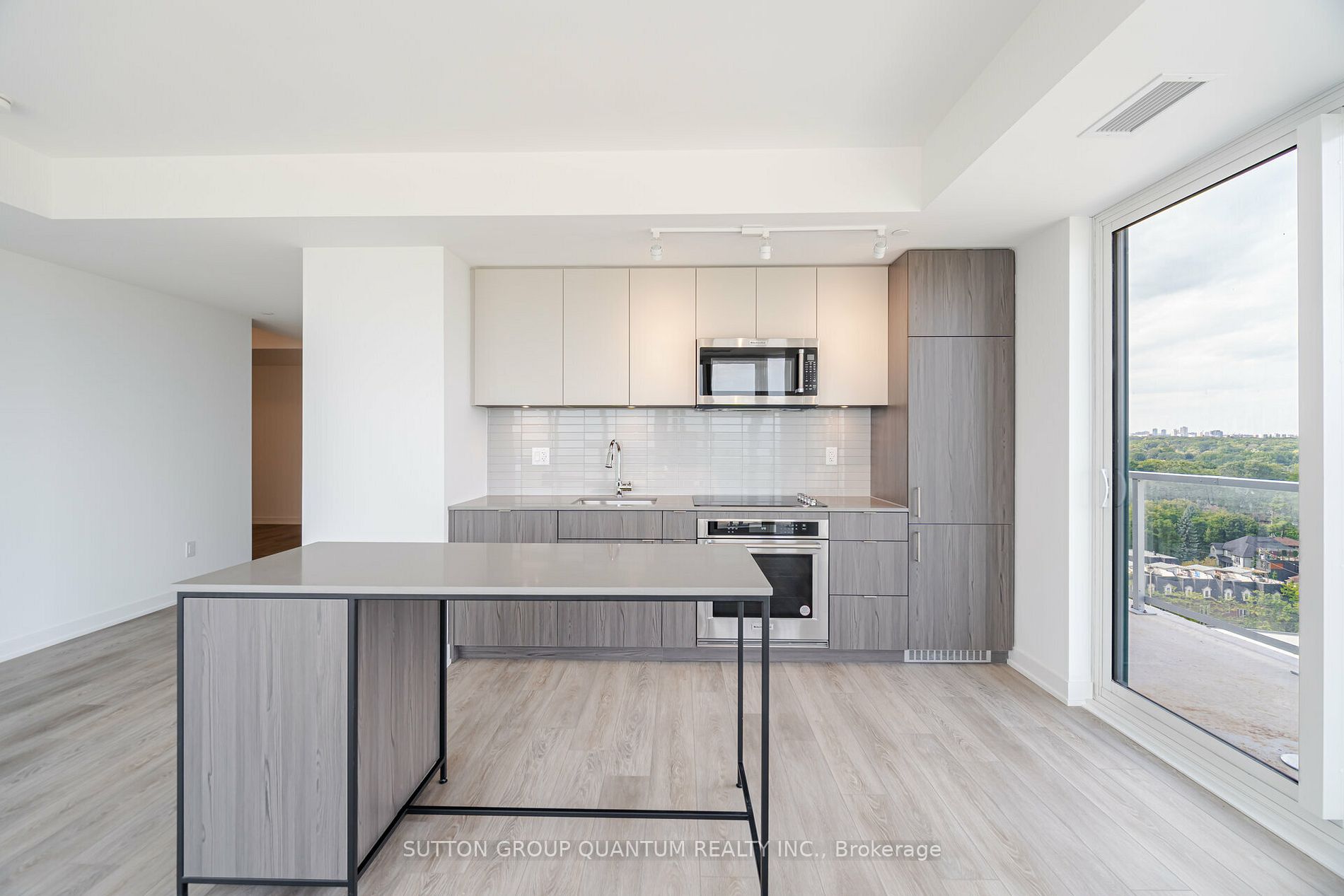 220 Missinnihe Way, #1305