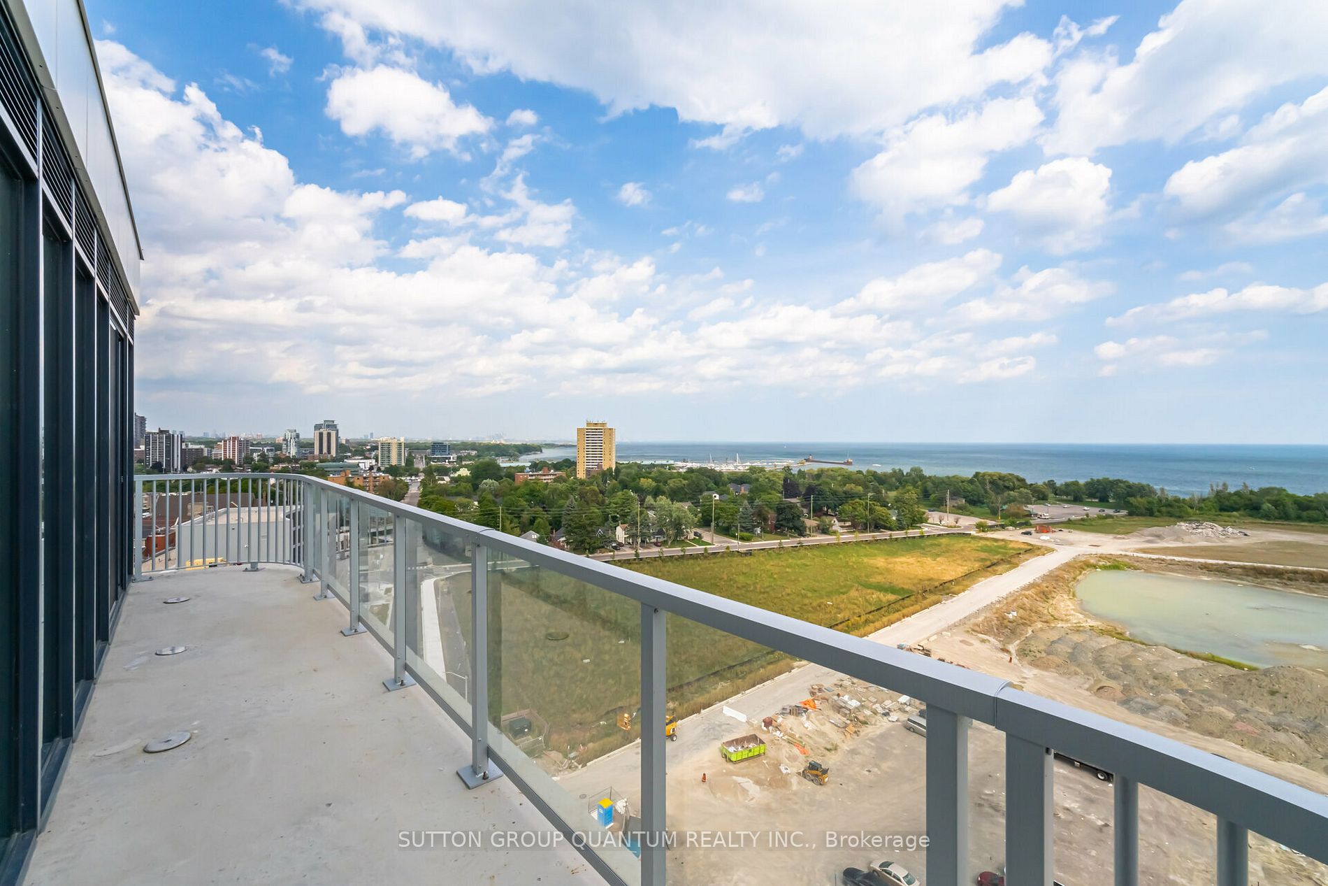 220 Missinnihe Way, #1305