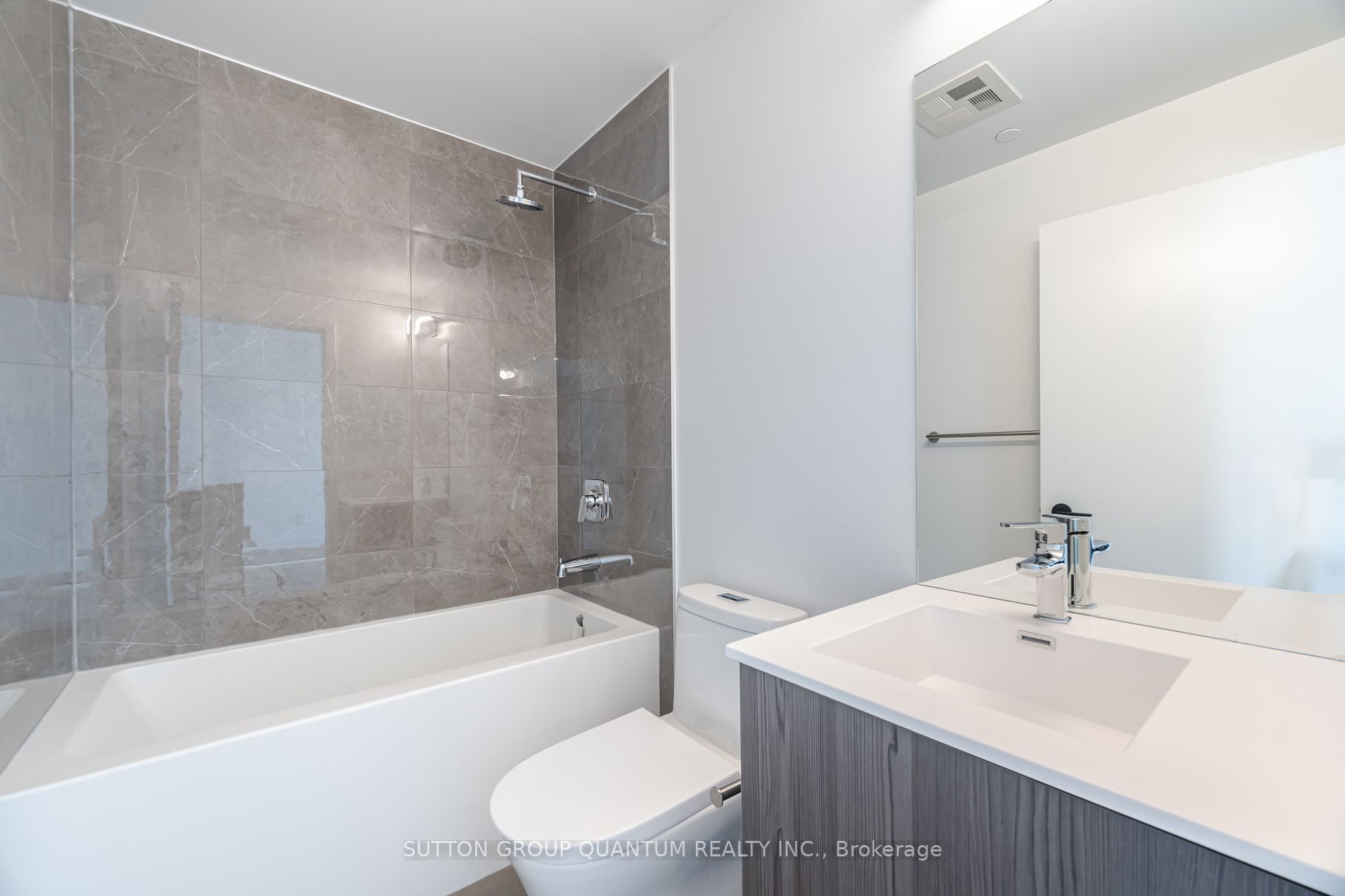 220 Missinnihe Way, #1307
