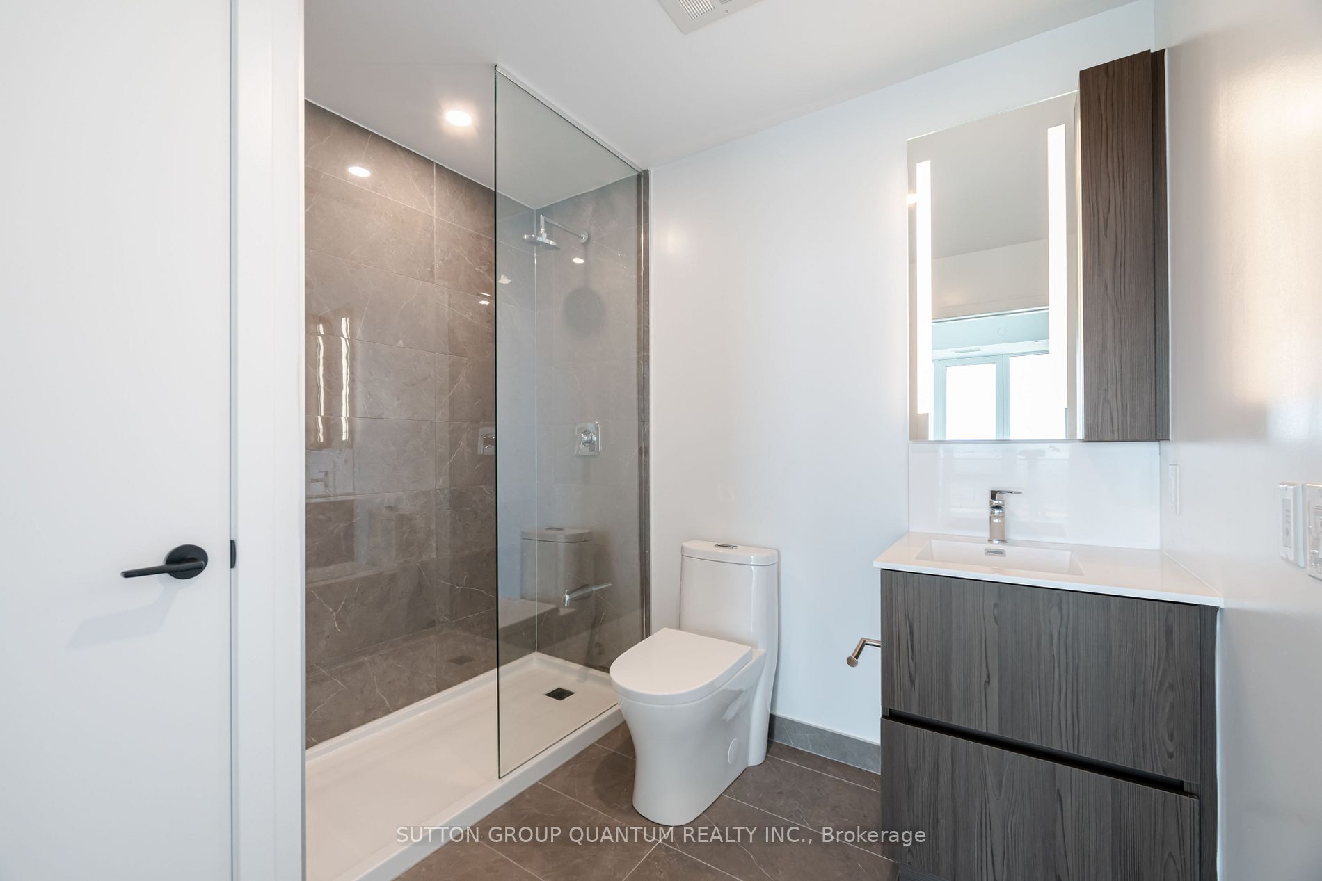 220 Missinnihe Way, #1307