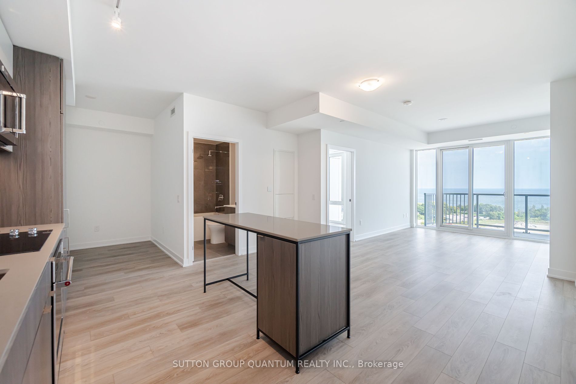220 Missinnihe Way, #1307
