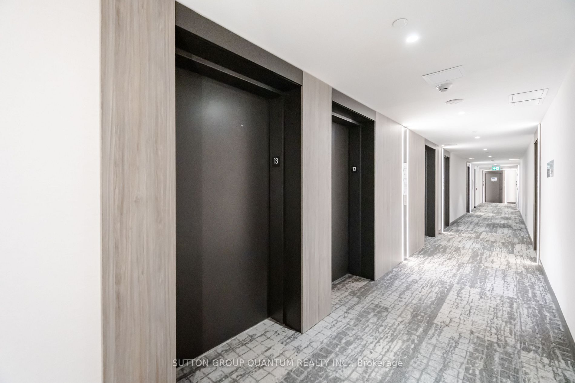 220 Missinnihe Way, #1307
