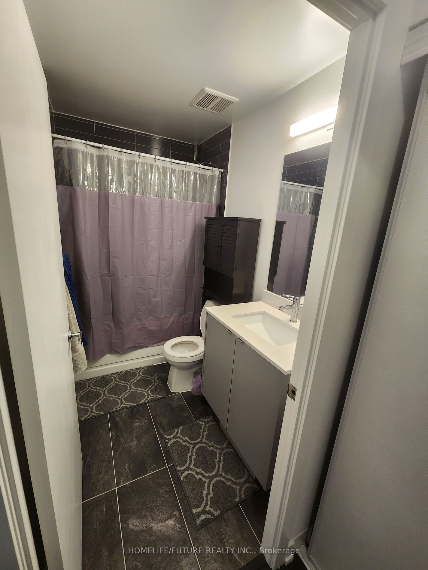 3200 Dakota Common, #B105
