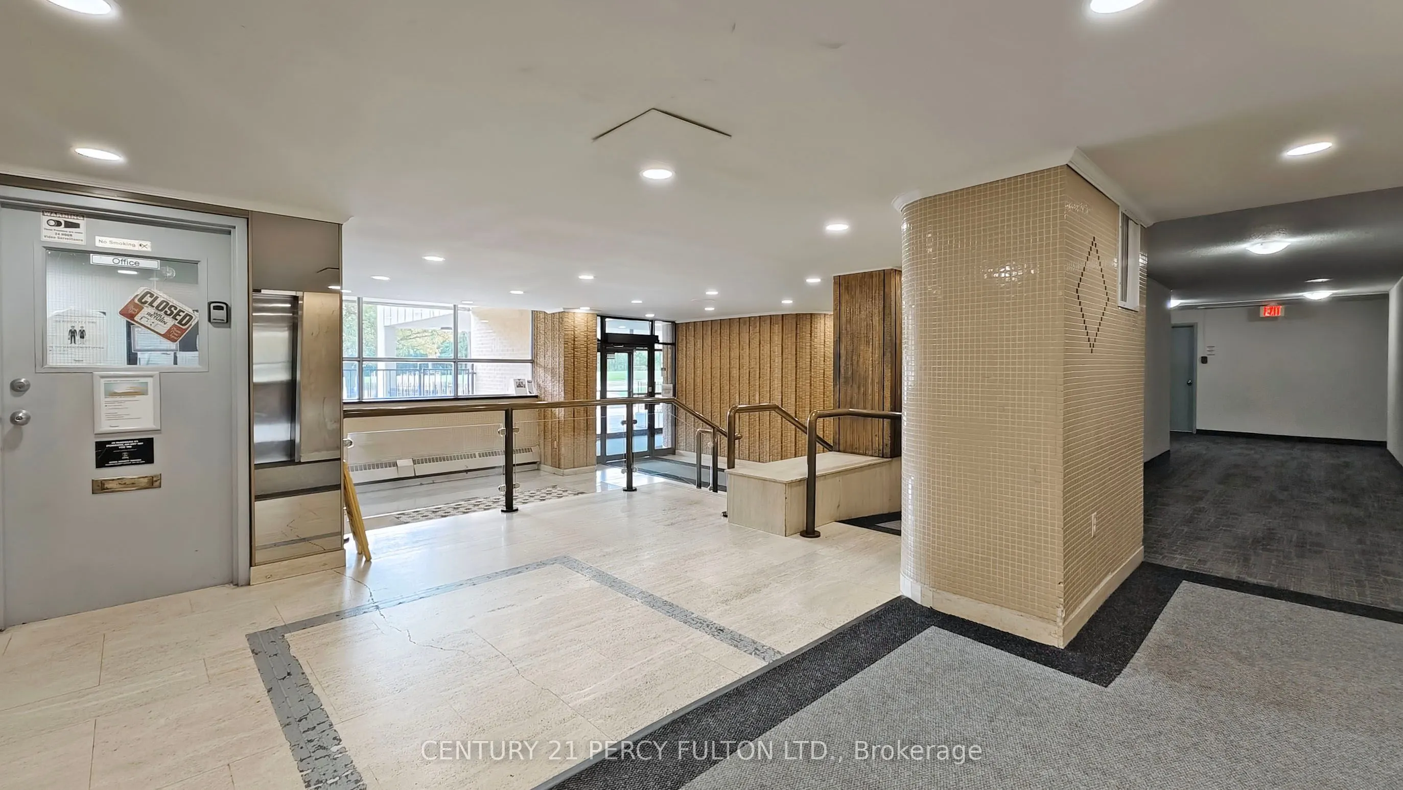 40 Panorama Court, #106