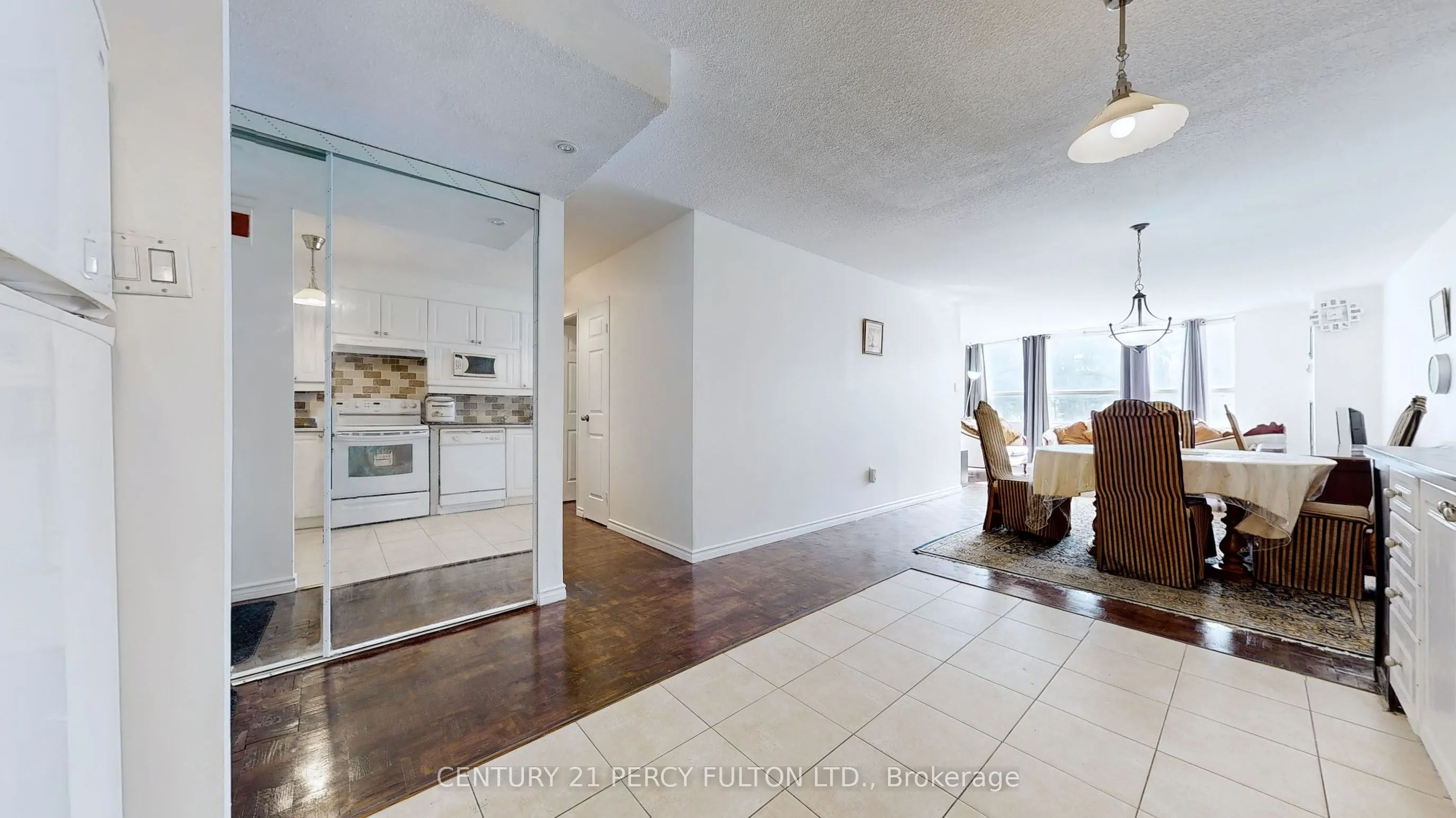 40 Panorama Court, #106