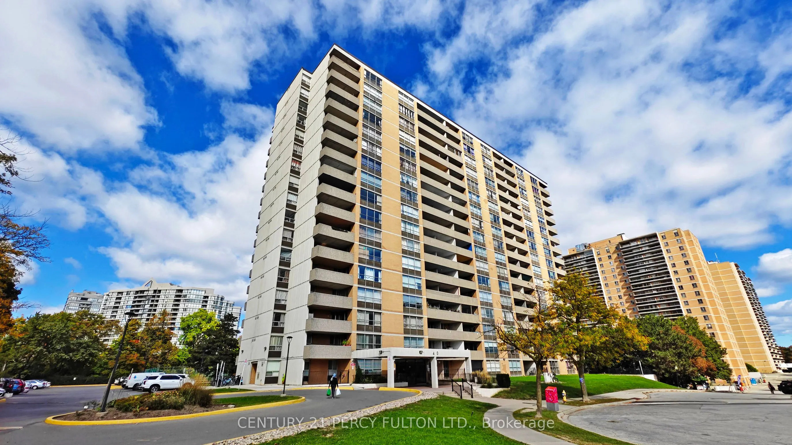 40 Panorama Court, #106