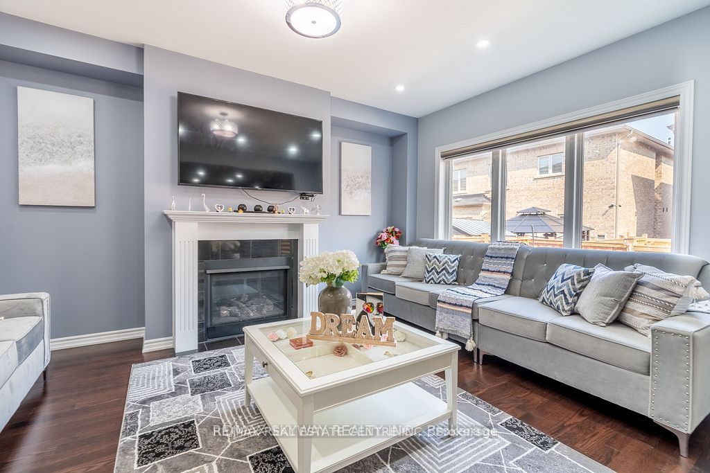 25 Hammerhead Road