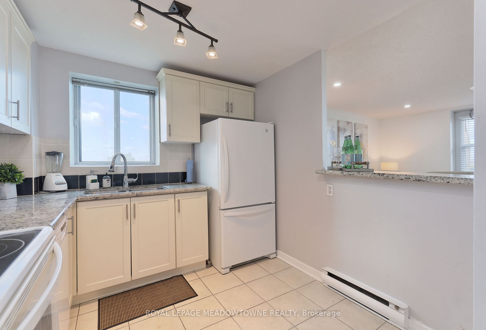 6720 Glen Erin Drive #1013