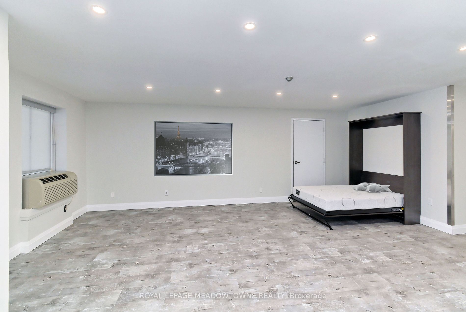 6720 Glen Erin Drive #1013