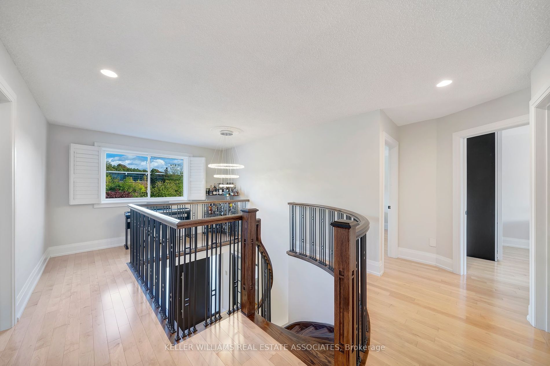 1414 Cawthra Road