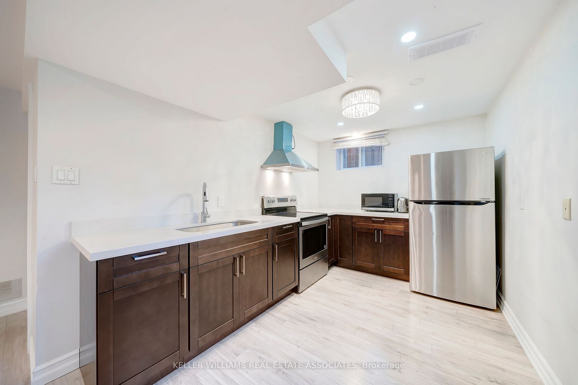 1414 Cawthra Road