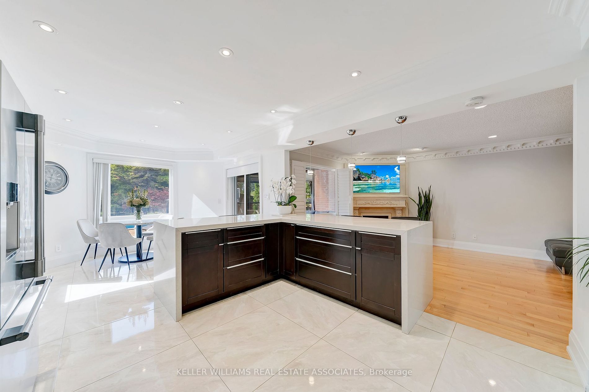 1414 Cawthra Road