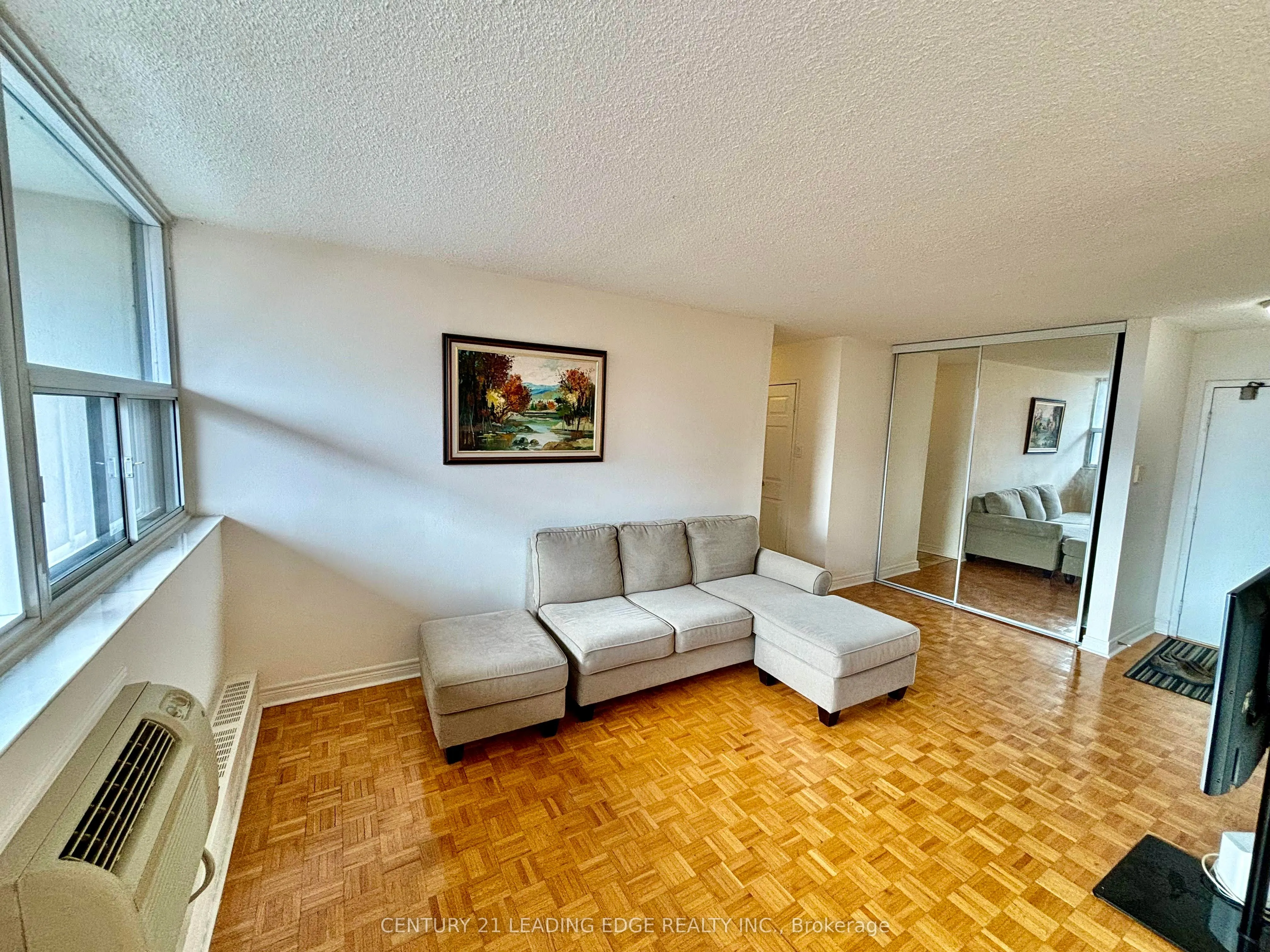 3501 Glen Erin Drive #905