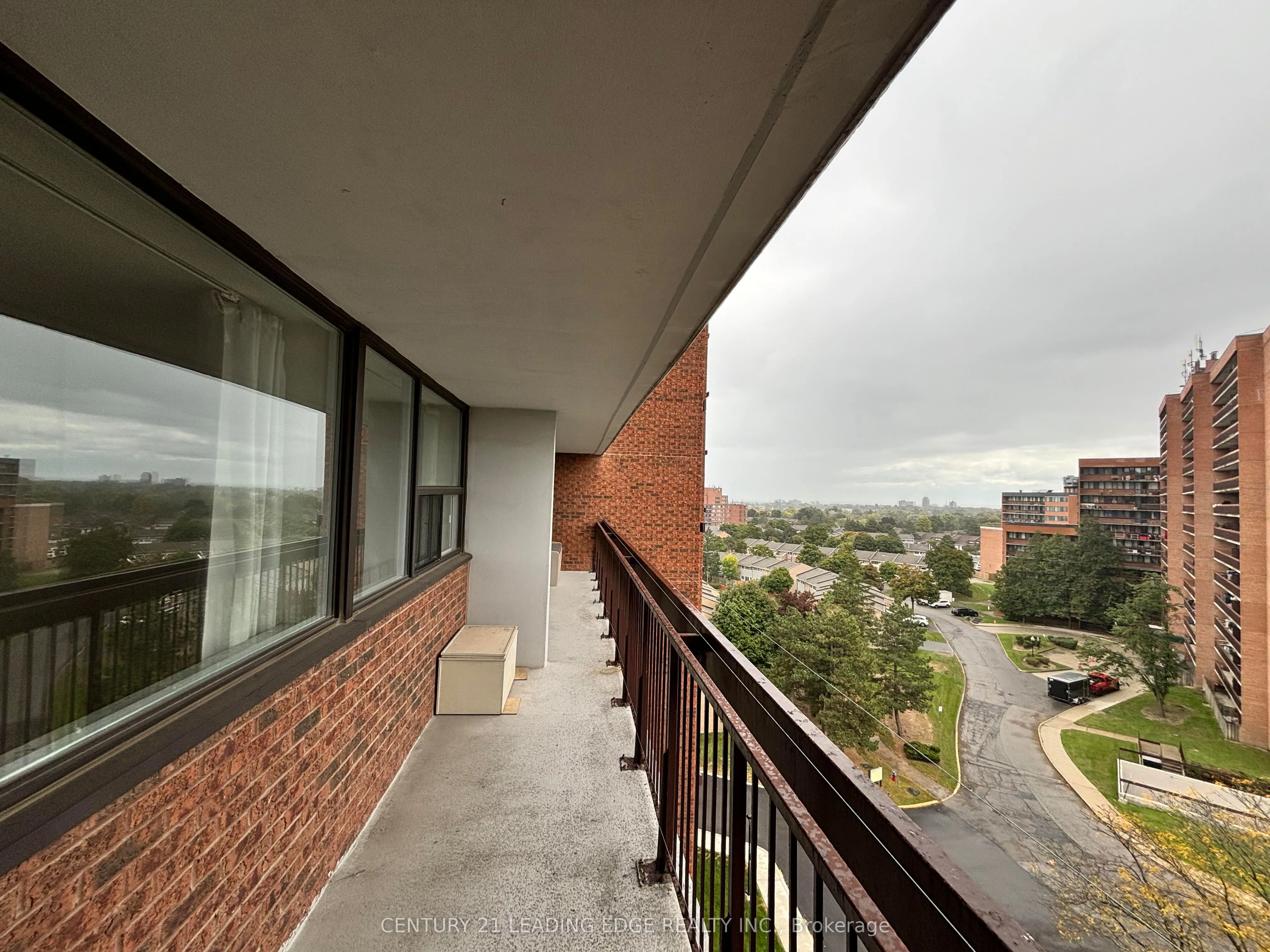 3501 Glen Erin Drive #905