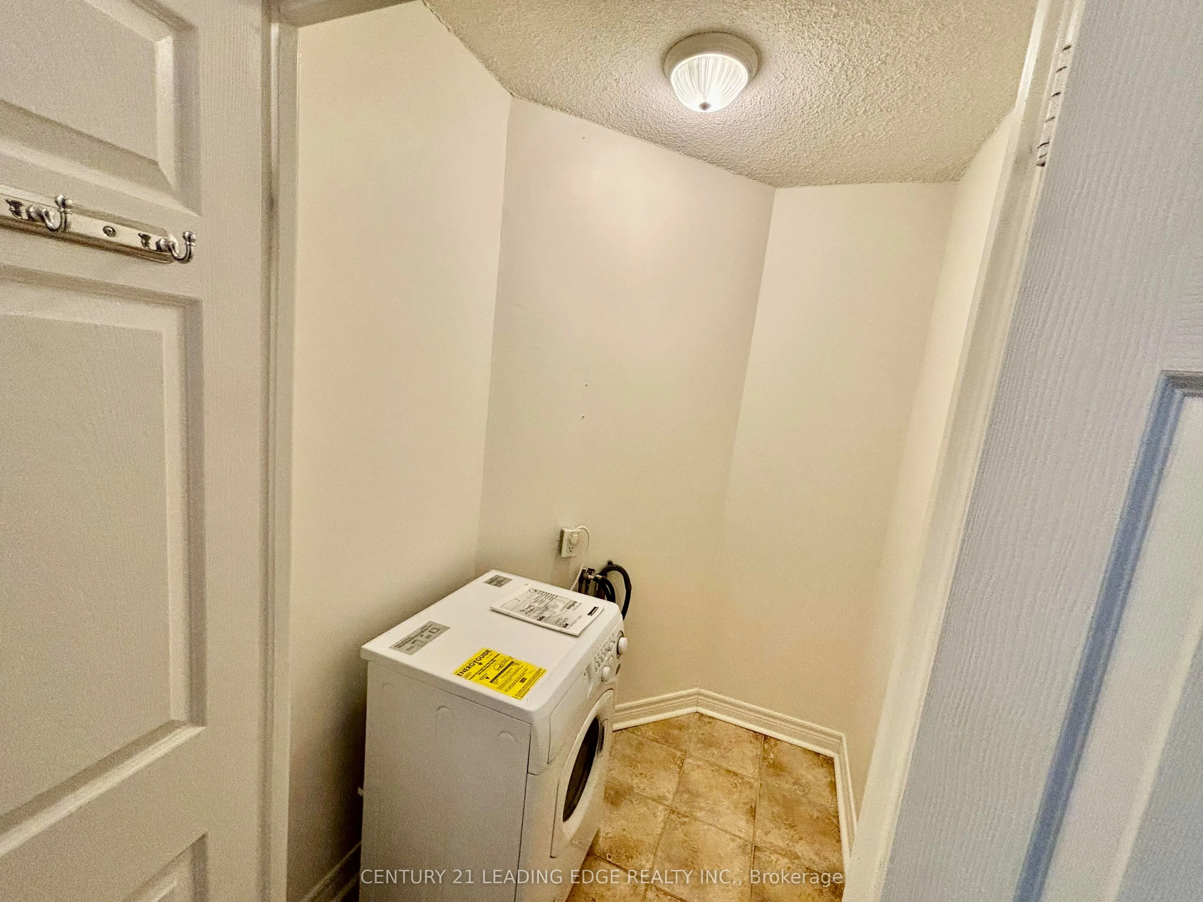 3501 Glen Erin Drive #905