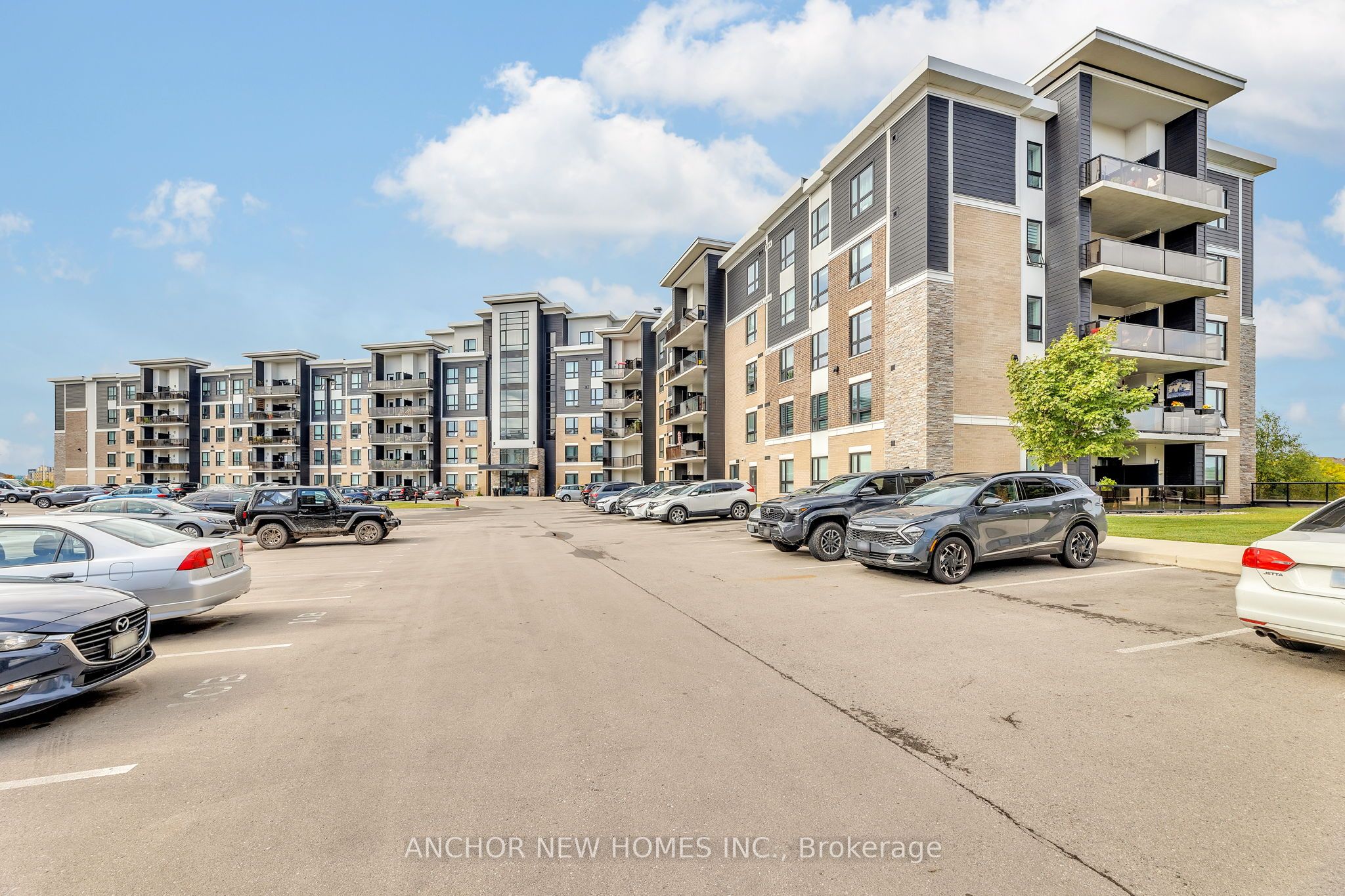 630 Sauve Street, #317