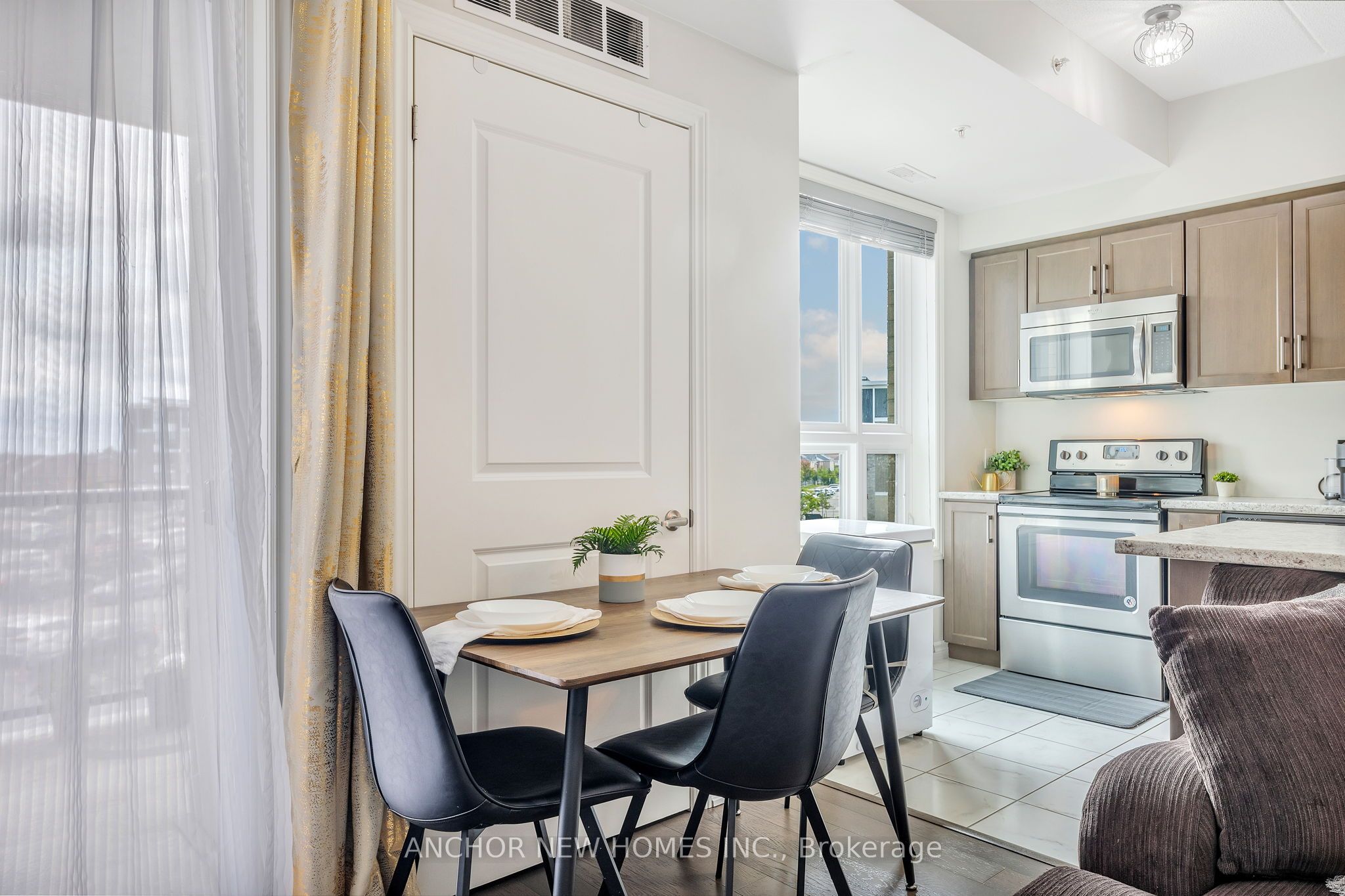 630 Sauve Street, #317