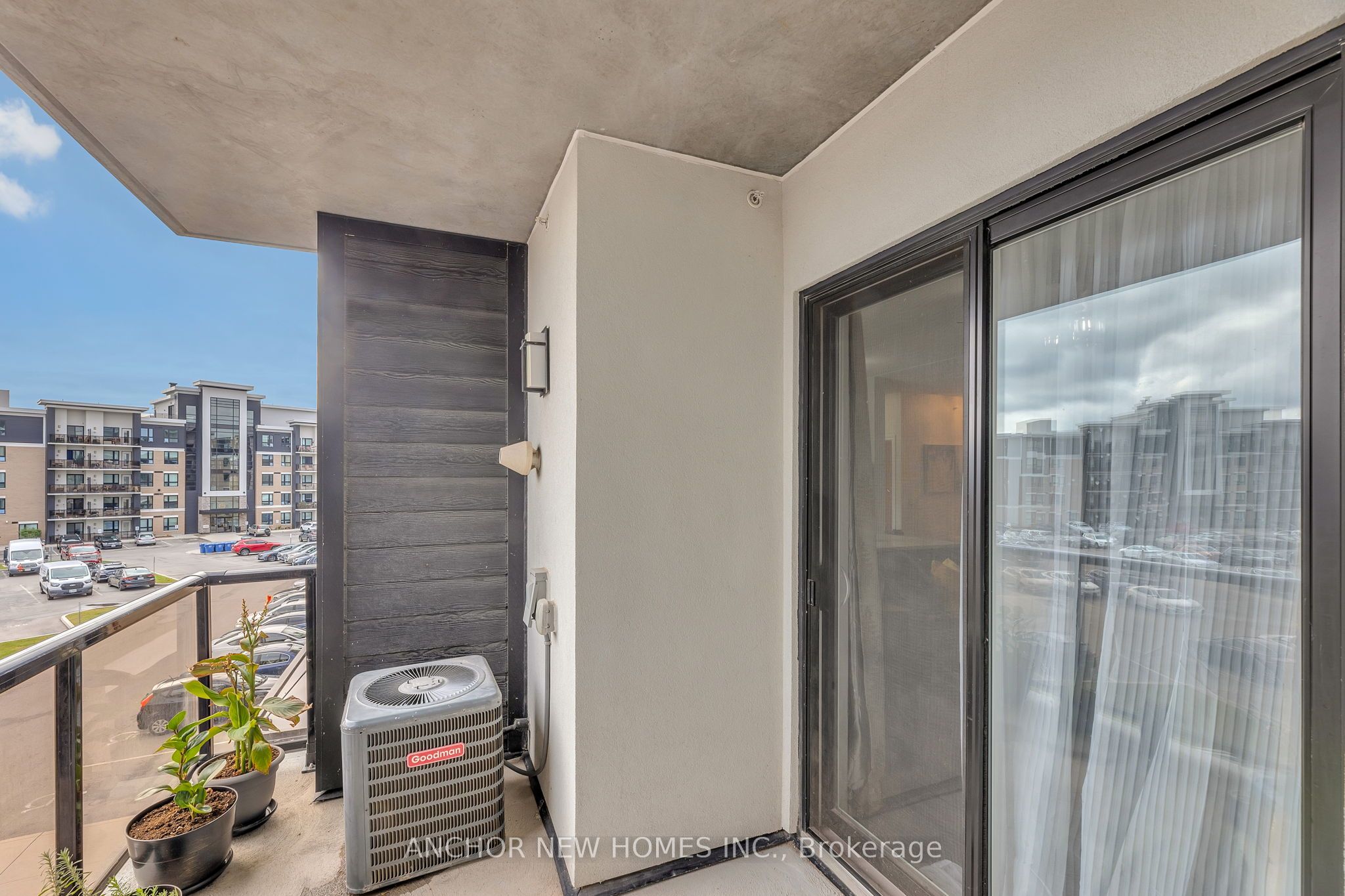 630 Sauve Street, #317
