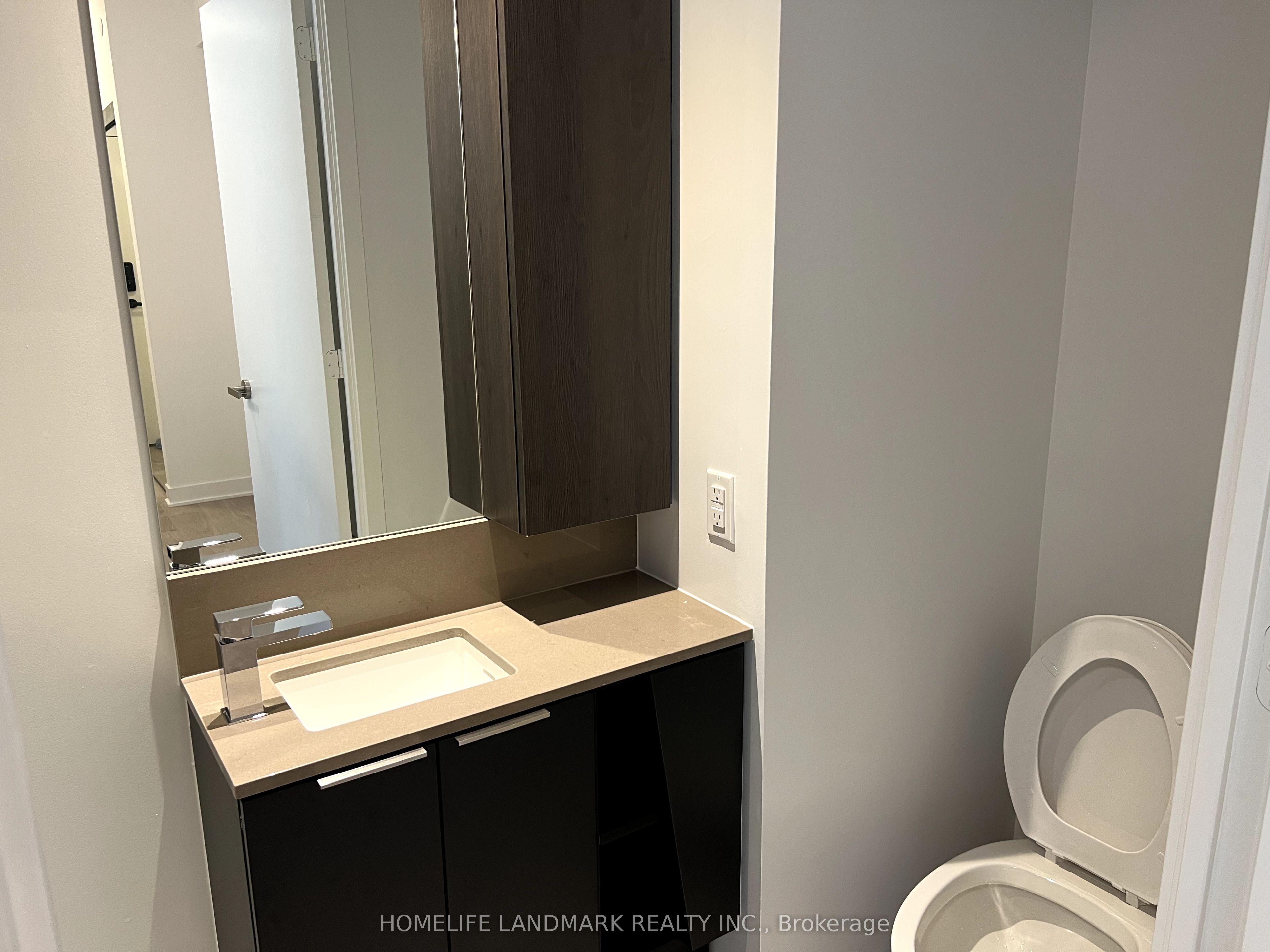 3900 Confederation Parkway, #1501