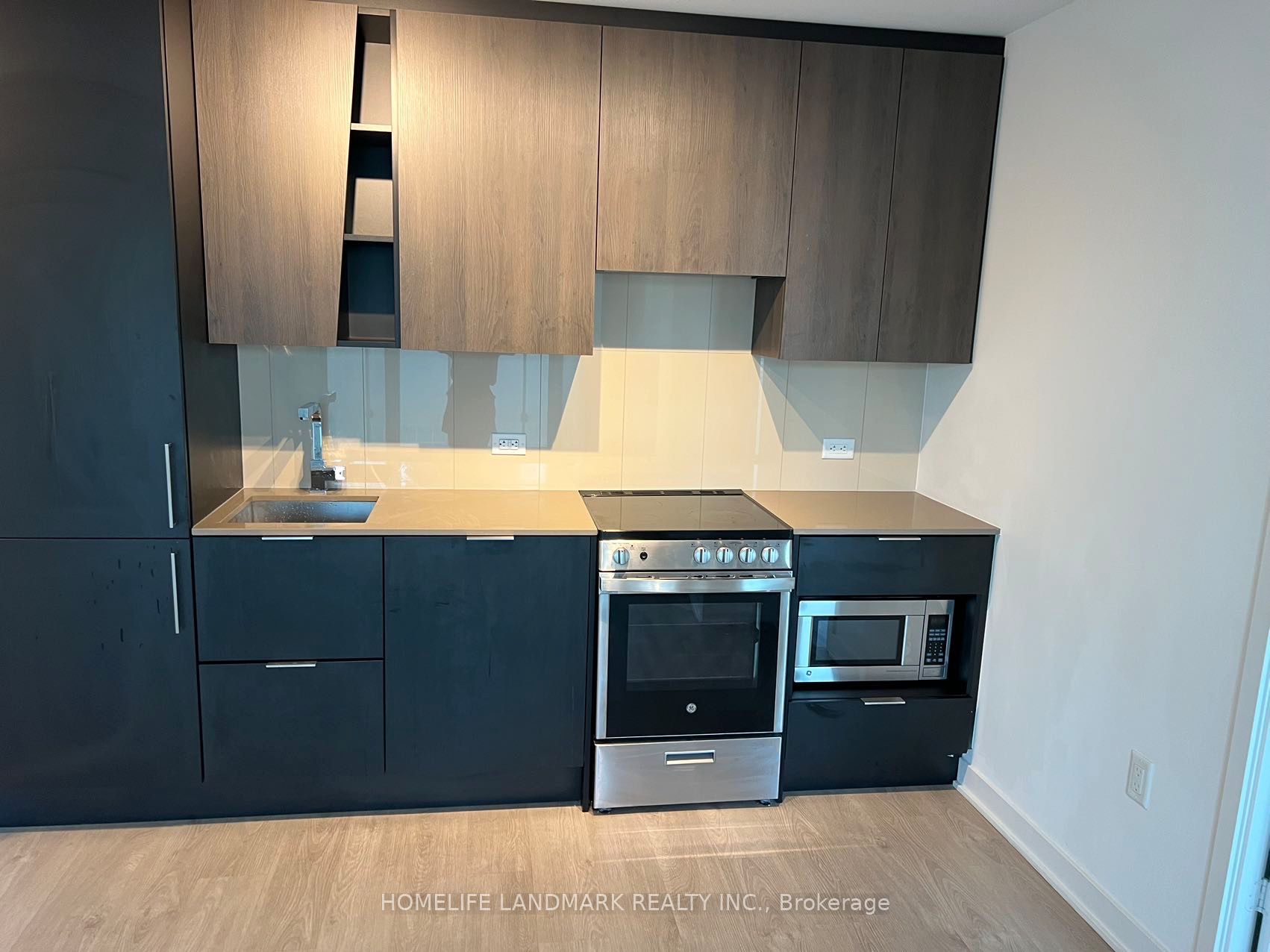 3900 Confederation Parkway, #1501