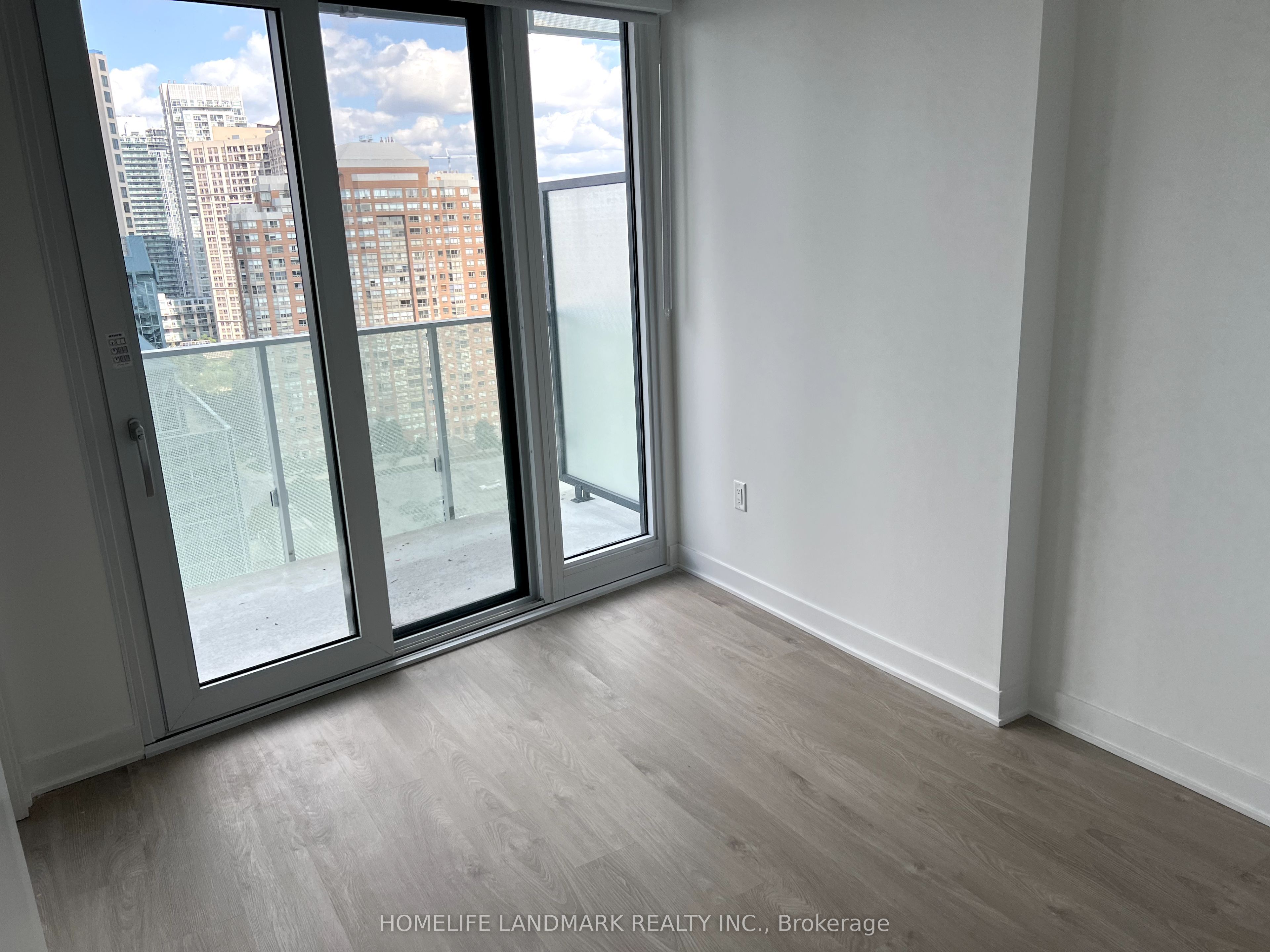 3900 Confederation Parkway, #1501