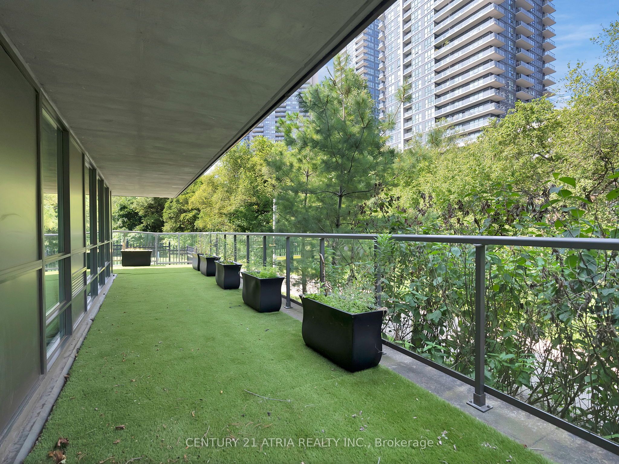 2230 Lake Shore Boulevard W #107