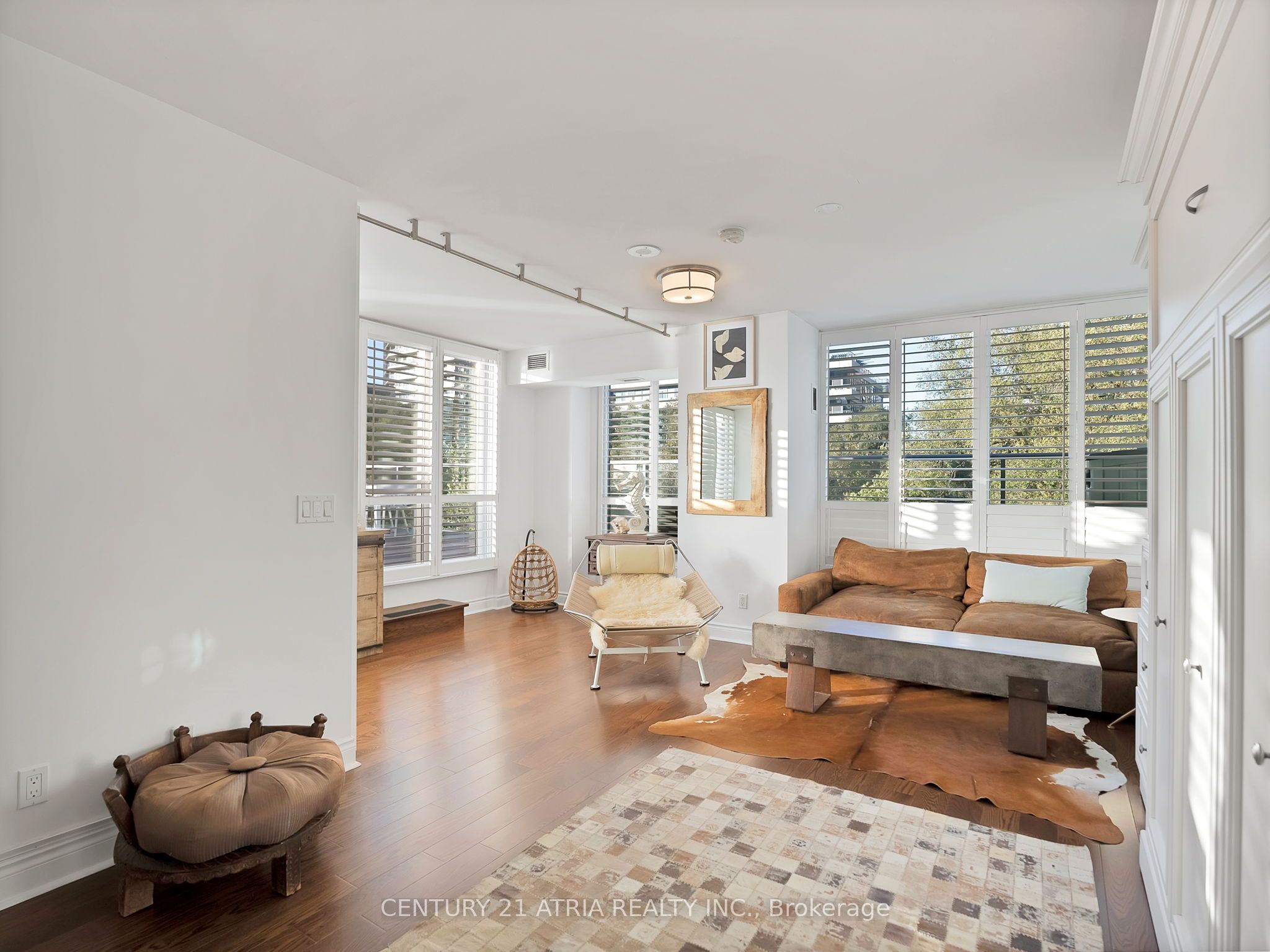 2230 Lake Shore Boulevard W #107
