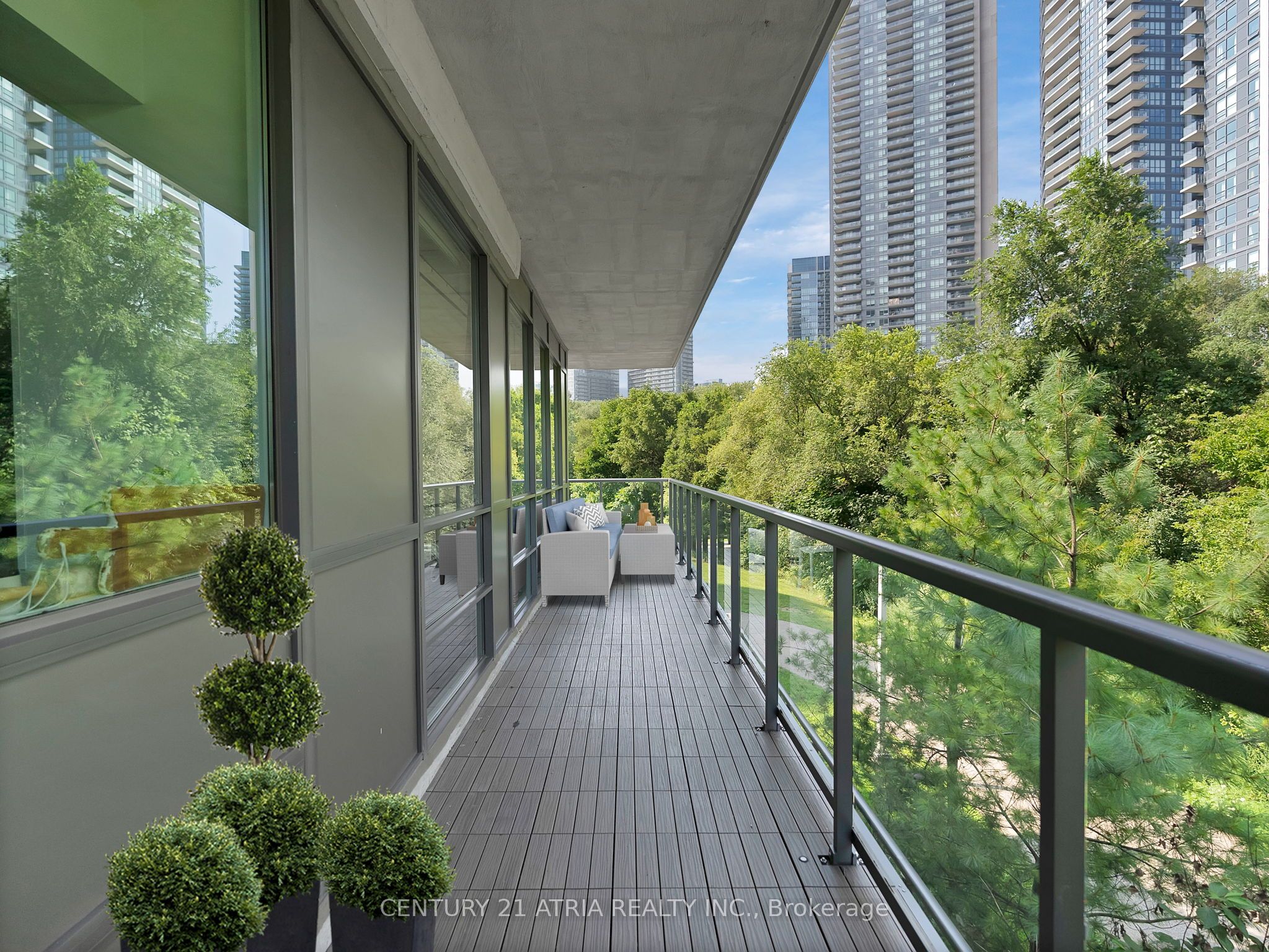 2230 Lake Shore Boulevard W #107