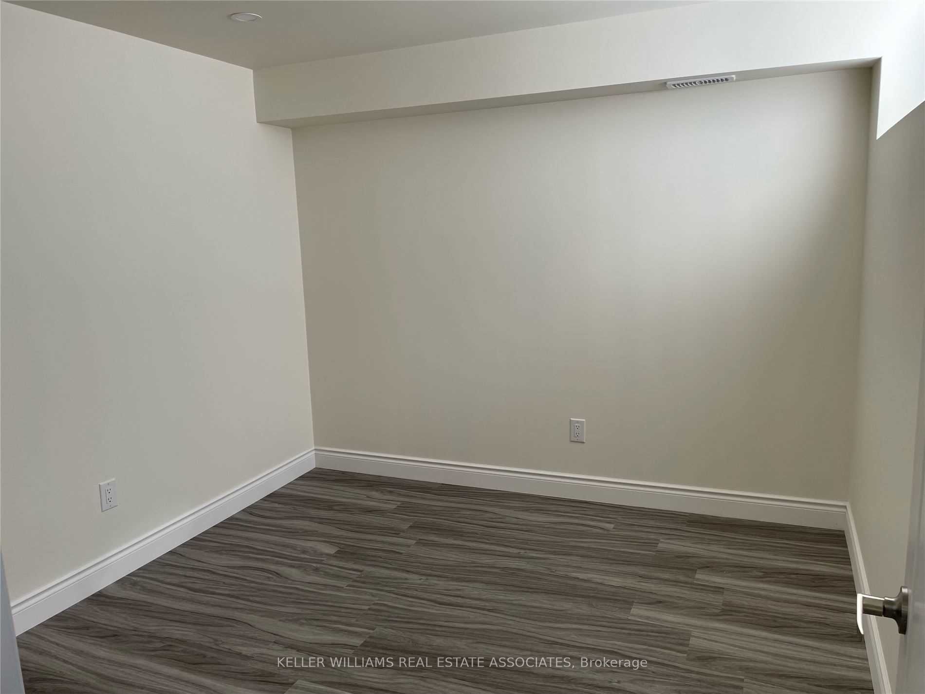 35 Elysian Fields Circle, #Bsmt