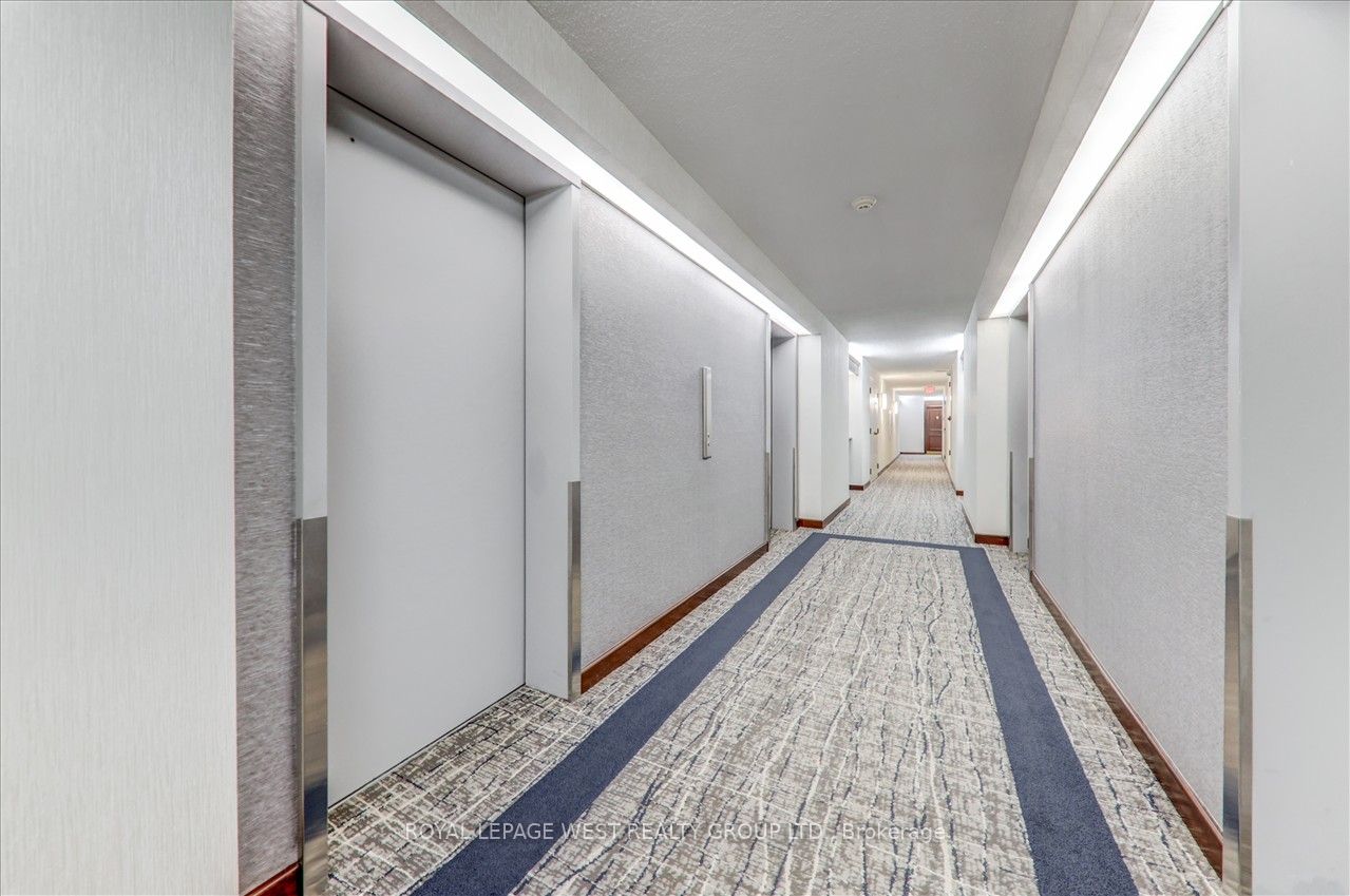 1320 Islington Avenue, #201