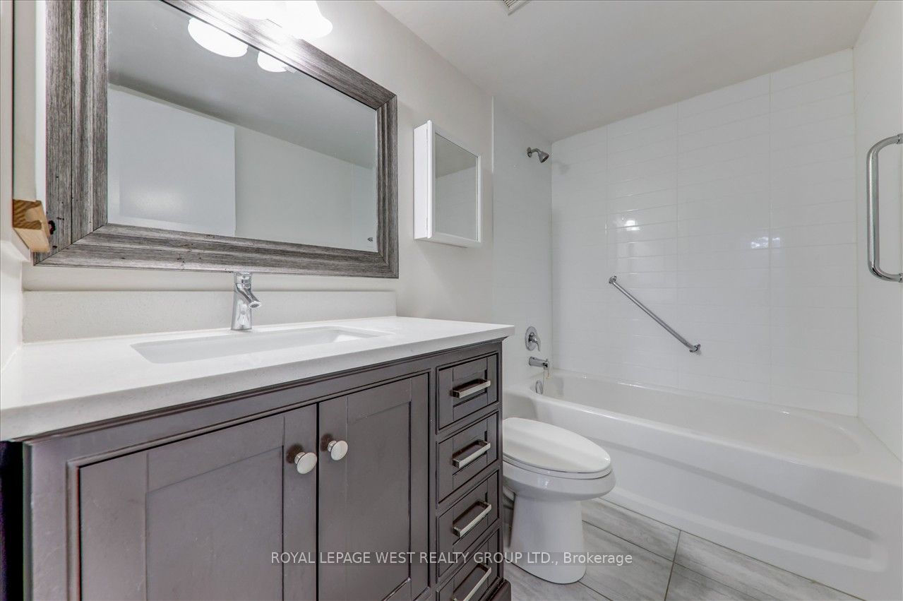 1320 Islington Avenue, #201