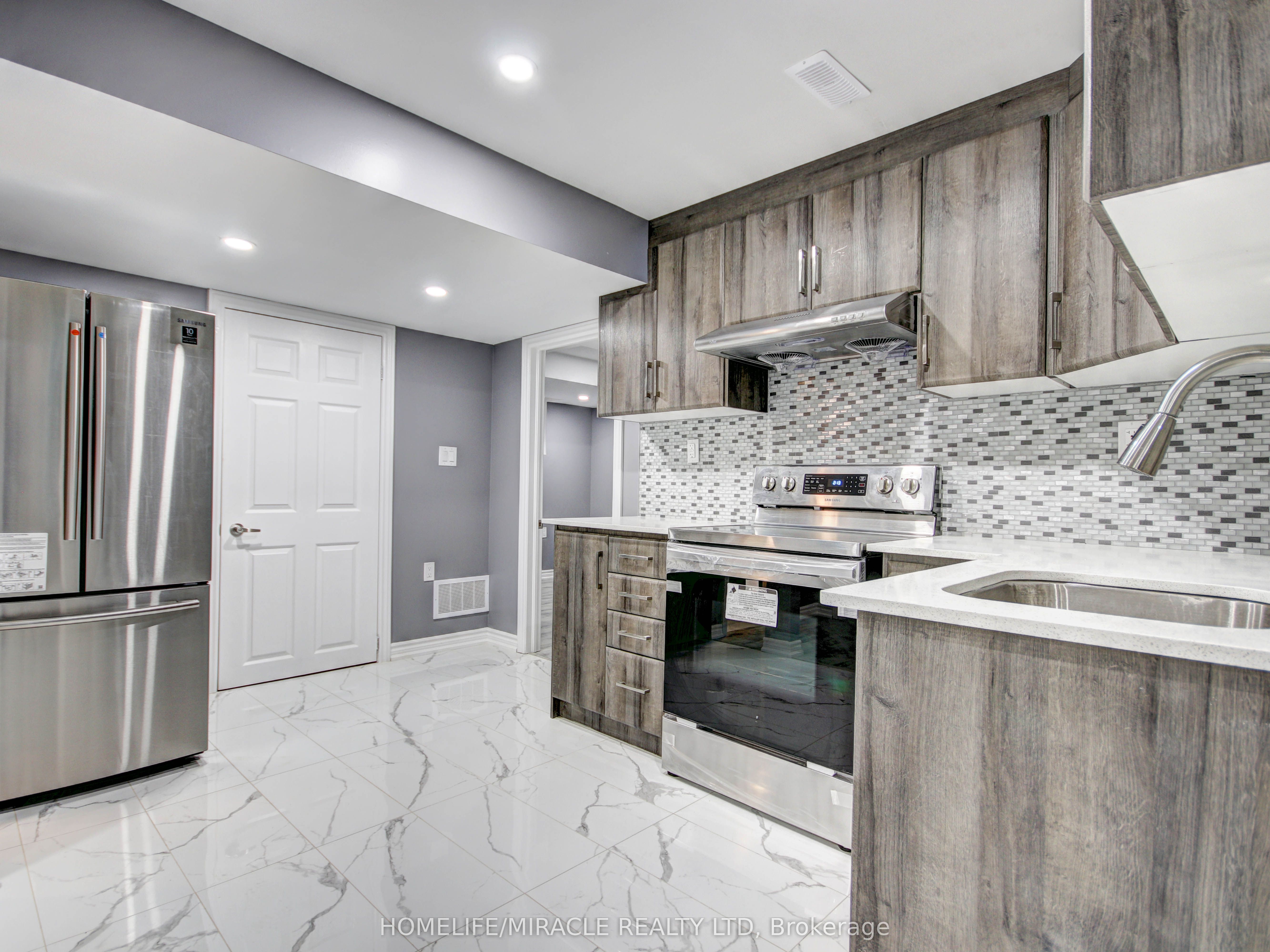 241 Etheridge Avenue, #Bsmnt