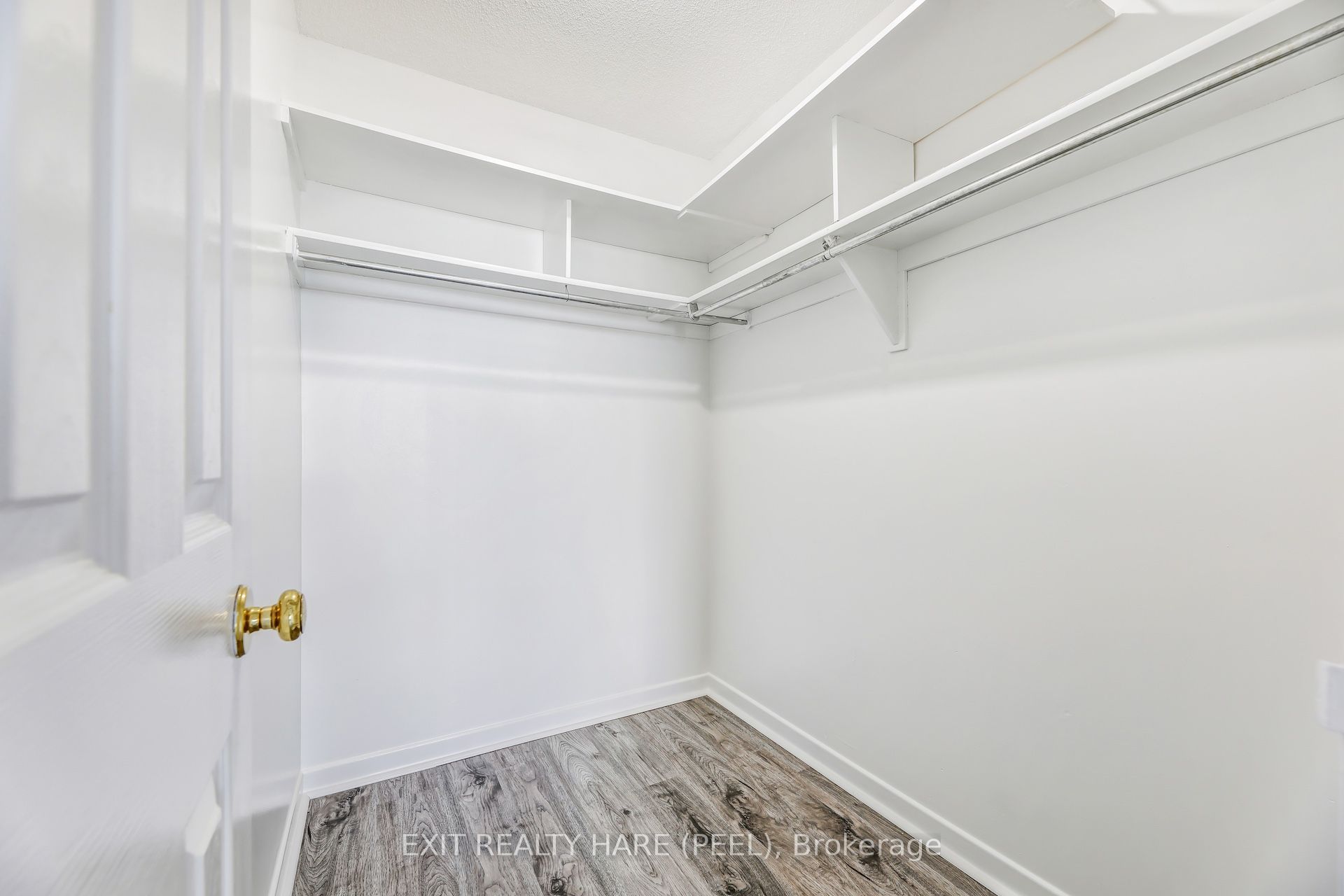 26 Hanover Road, #1002