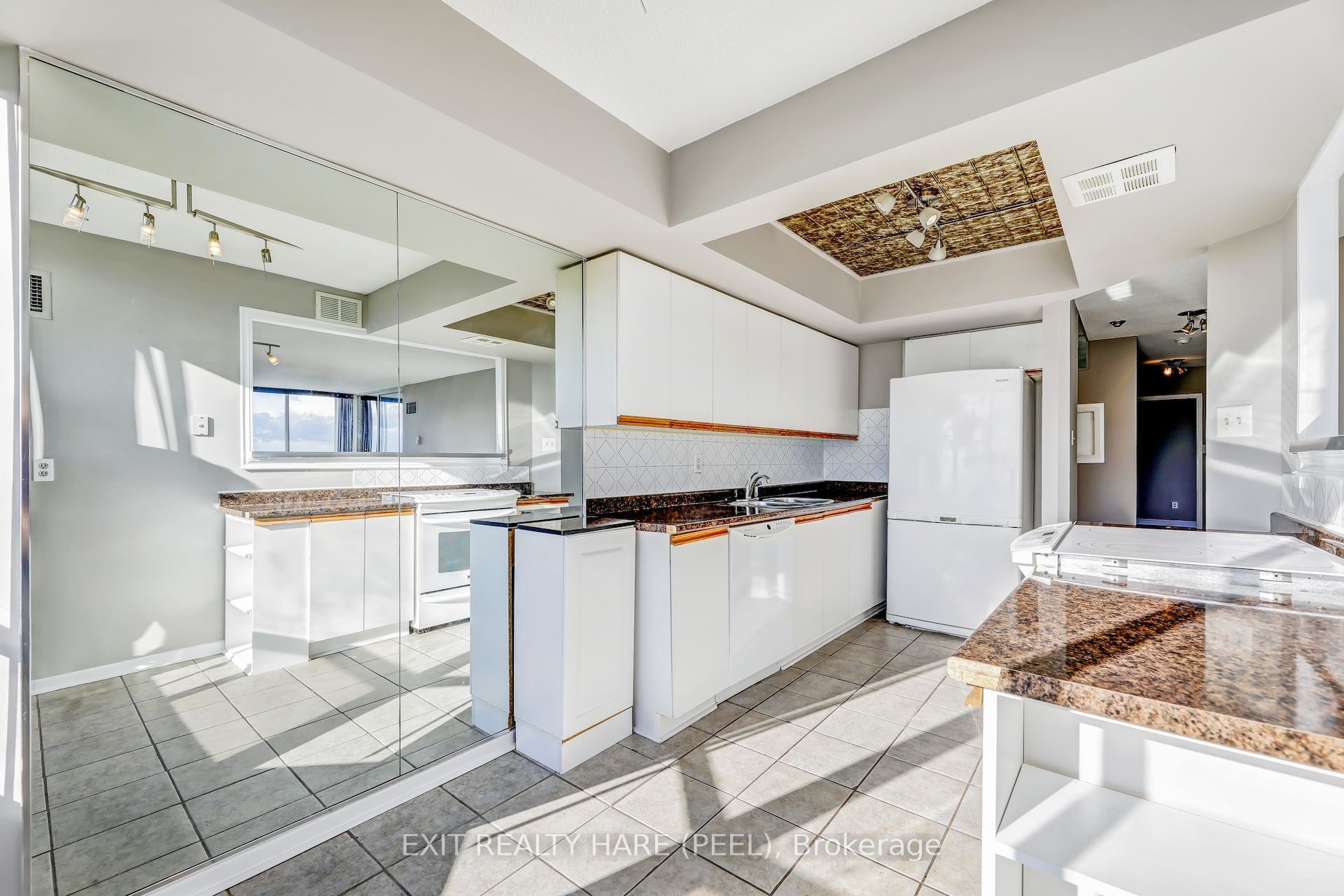 26 Hanover Road, #1002