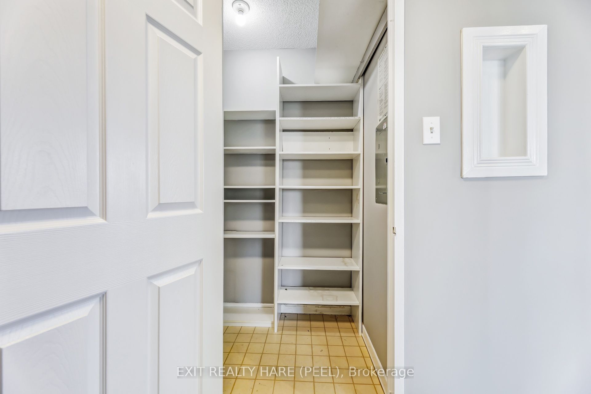26 Hanover Road, #1002