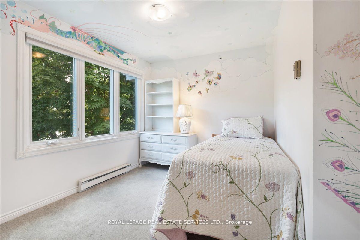 276 Lake Promenade