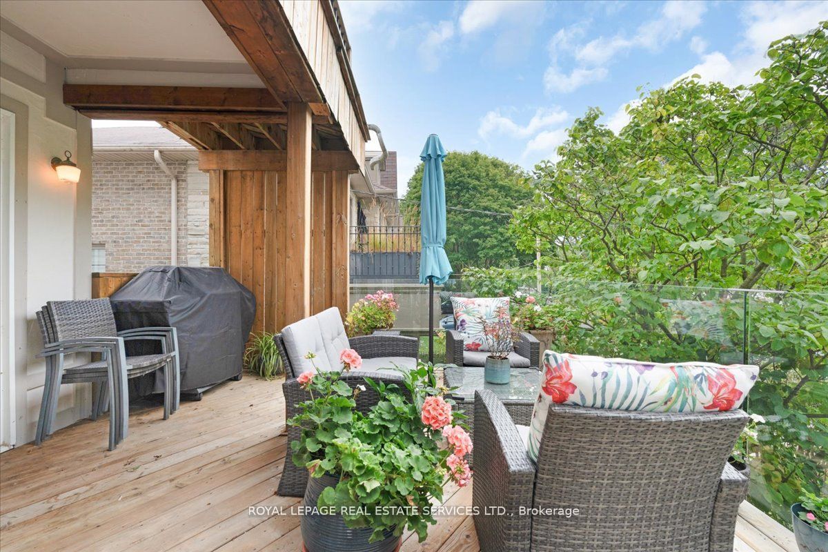 276 Lake Promenade