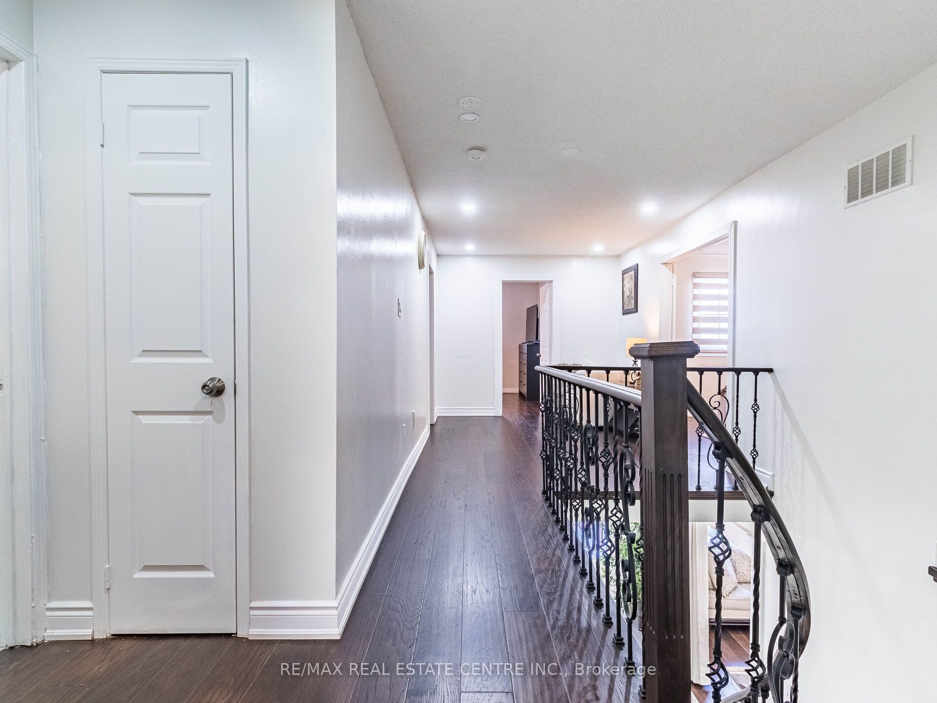 55 Castlehill Road