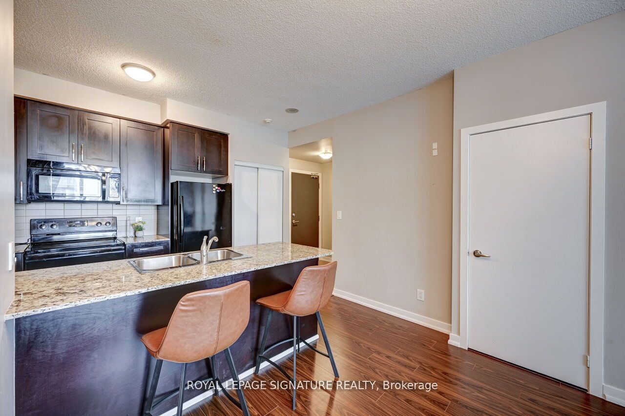 4070 Confederation Parkway, #910