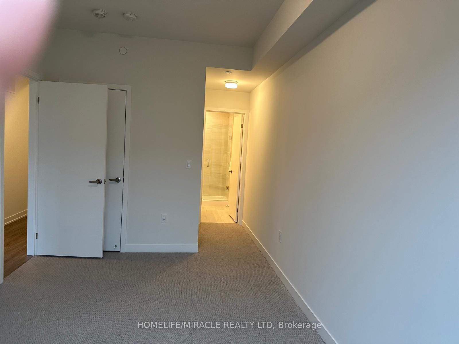 3556 Colonial Drive, #12