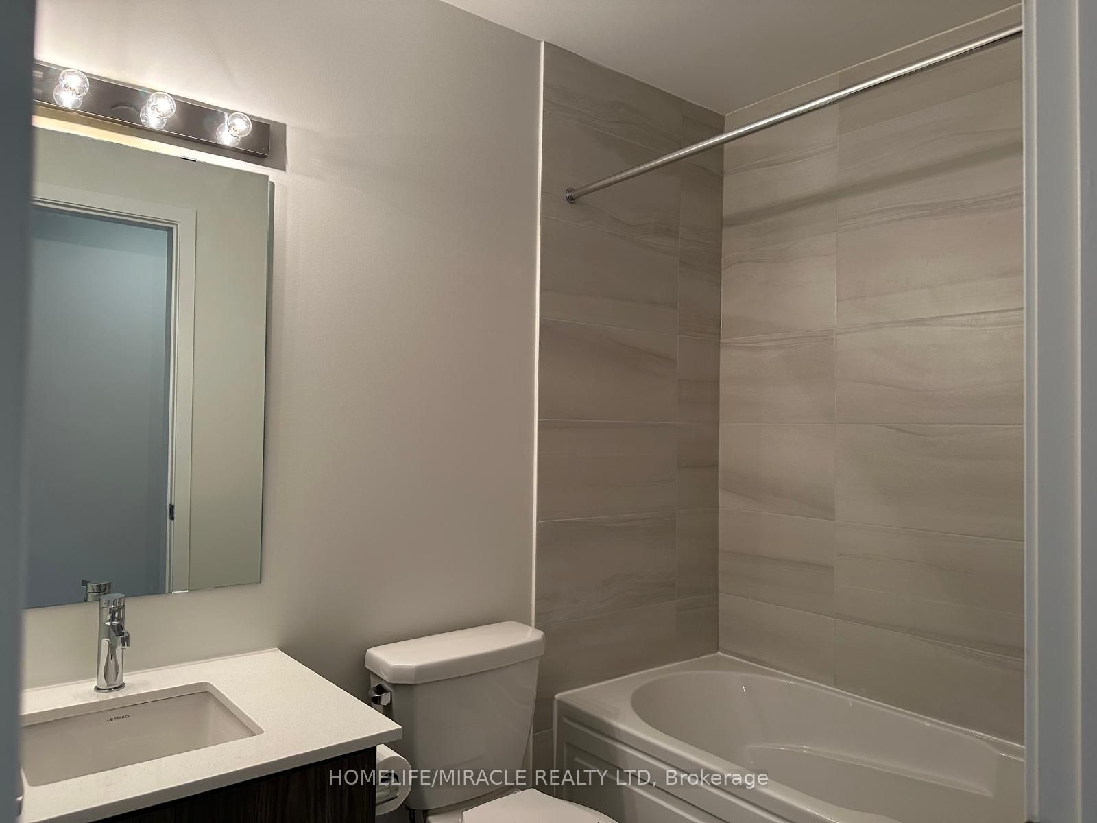 3556 Colonial Drive, #12