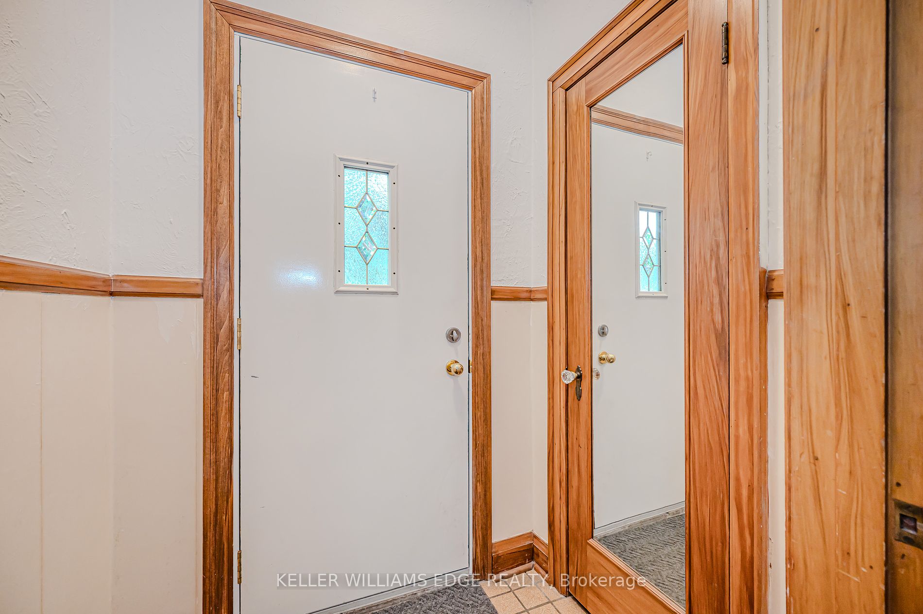 978 North Shore Boulevard W
