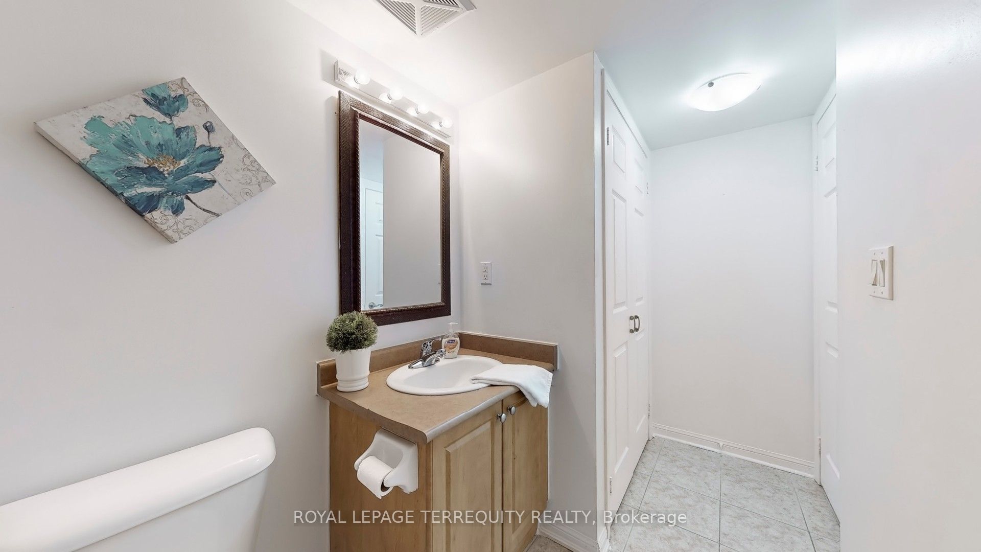 3031 Finch Avenue W, #2027