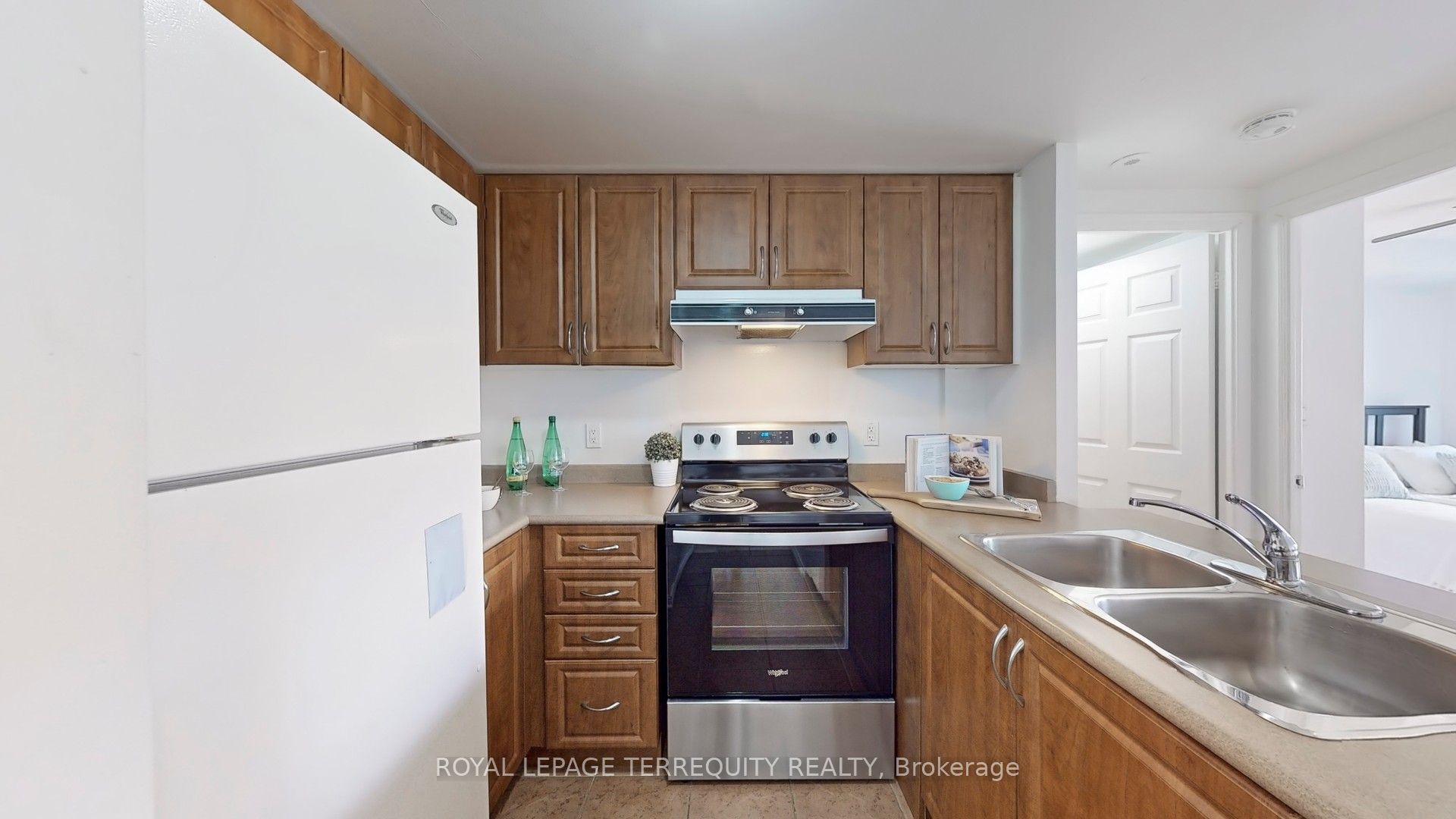 3031 Finch Avenue W, #2027