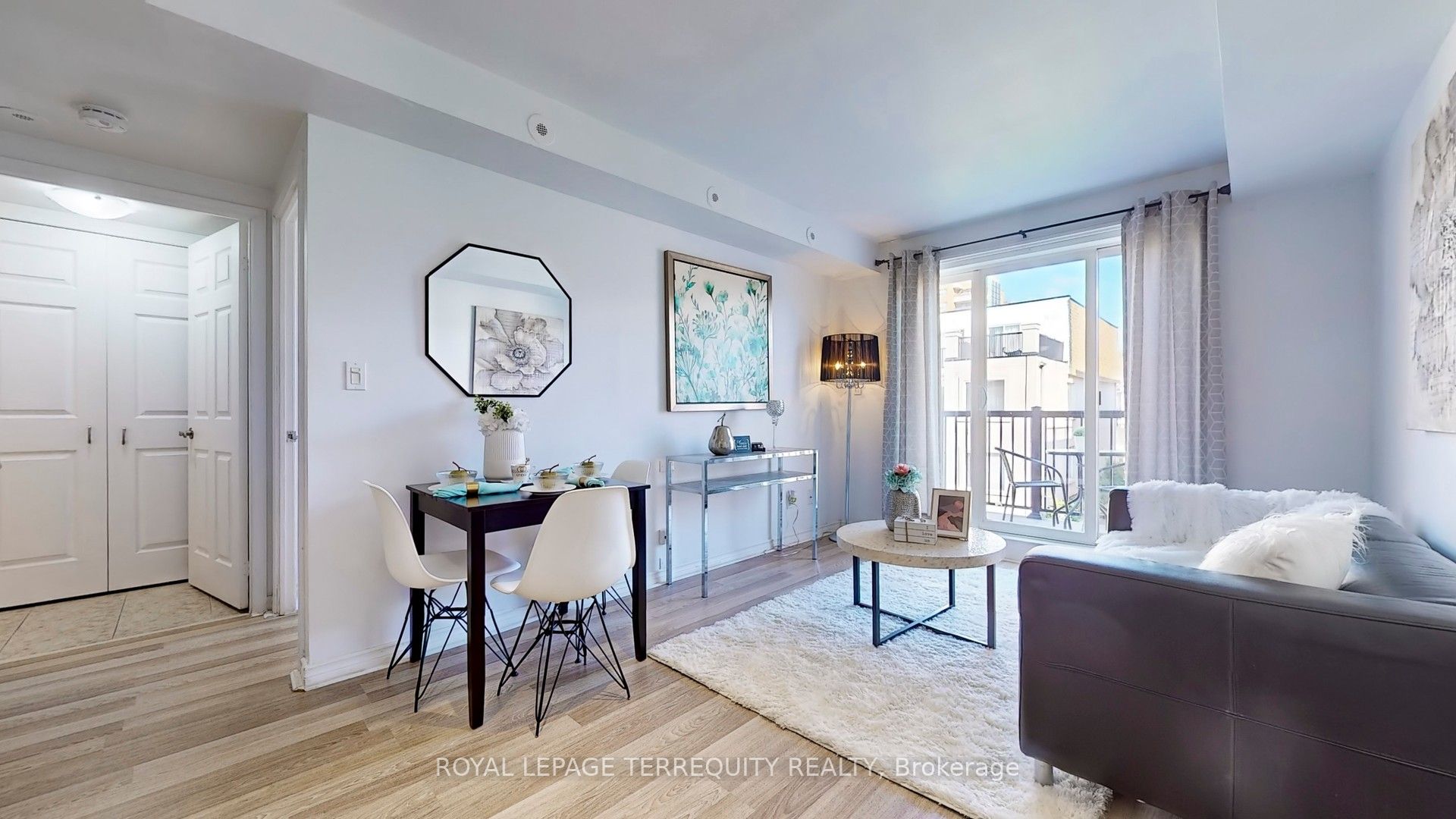 3031 Finch Avenue W, #2027